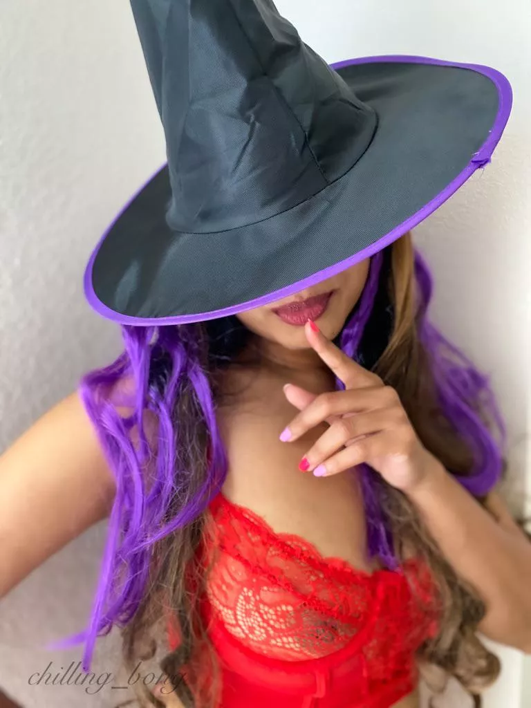 [F]eeling extra wicked today ðŸ˜ˆ, Happy Halloween ðŸŽƒ