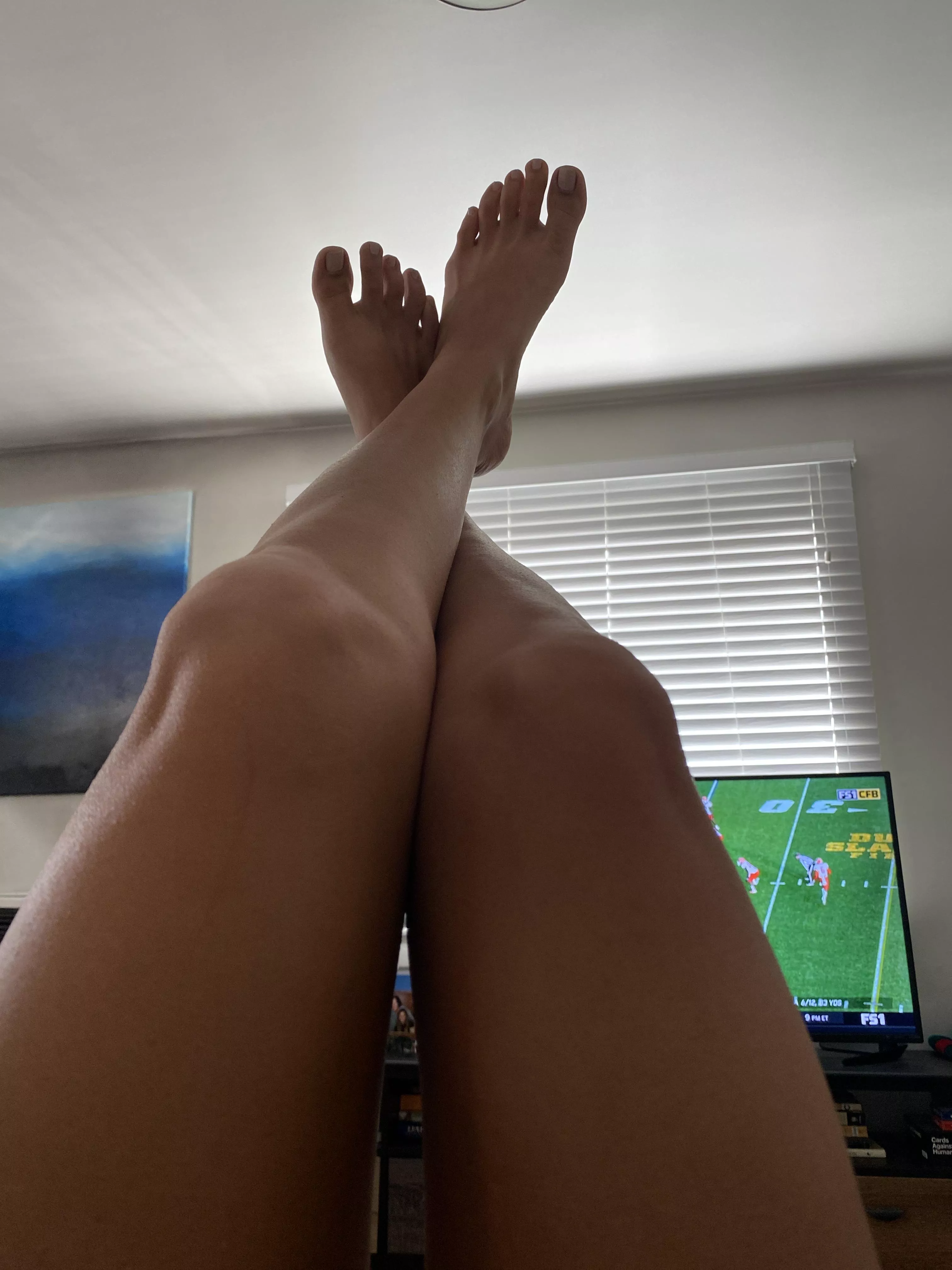 feet & football, who’s gonna watch with me?