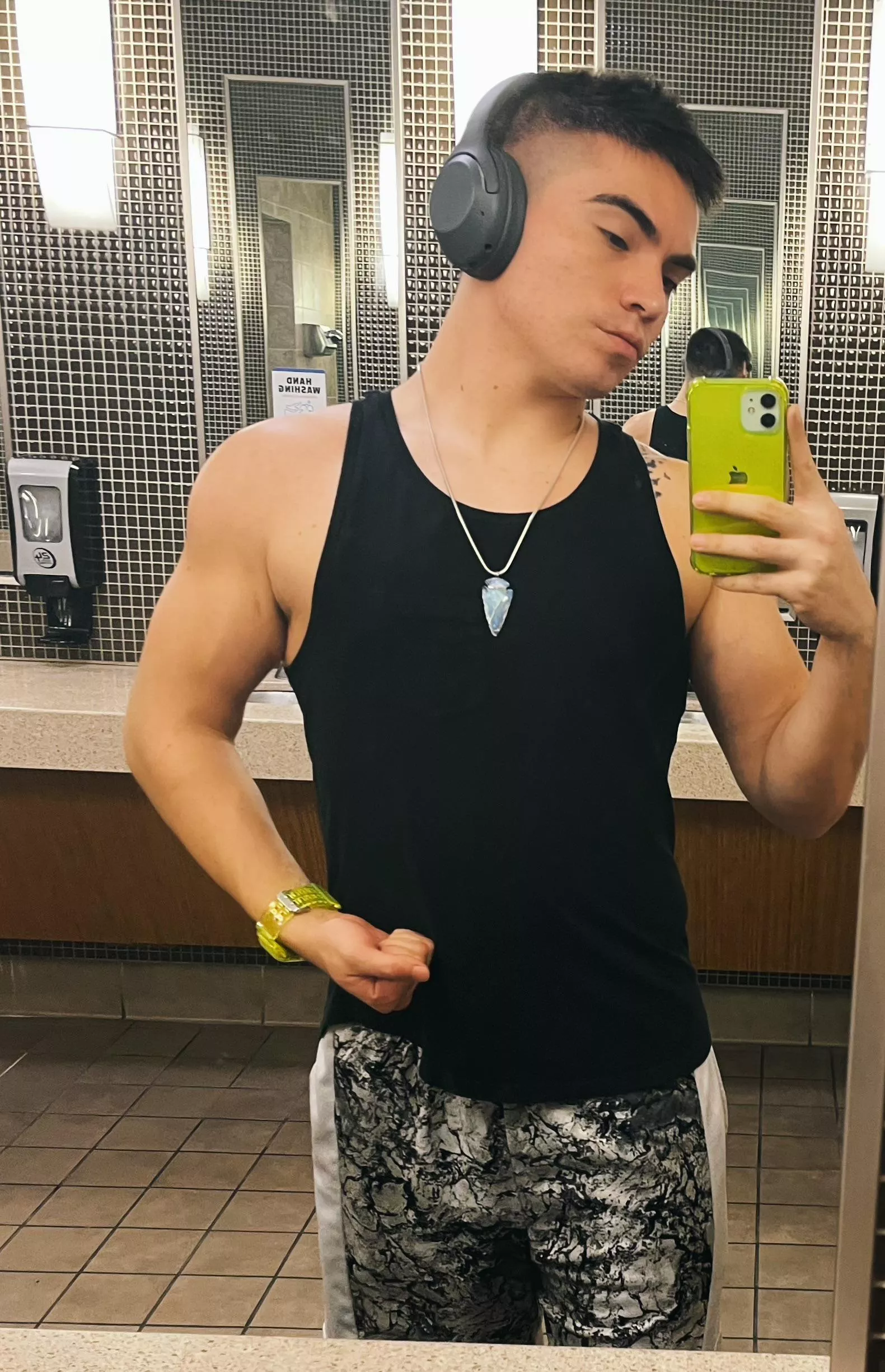 felt cute at the gym. whoâ€™s up tonight??