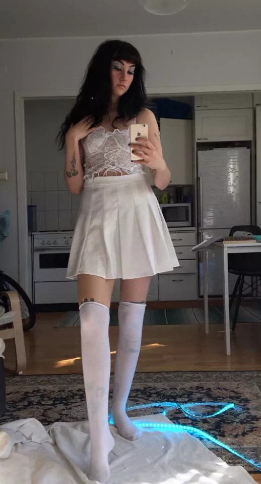 [female] long socks for a tall girl