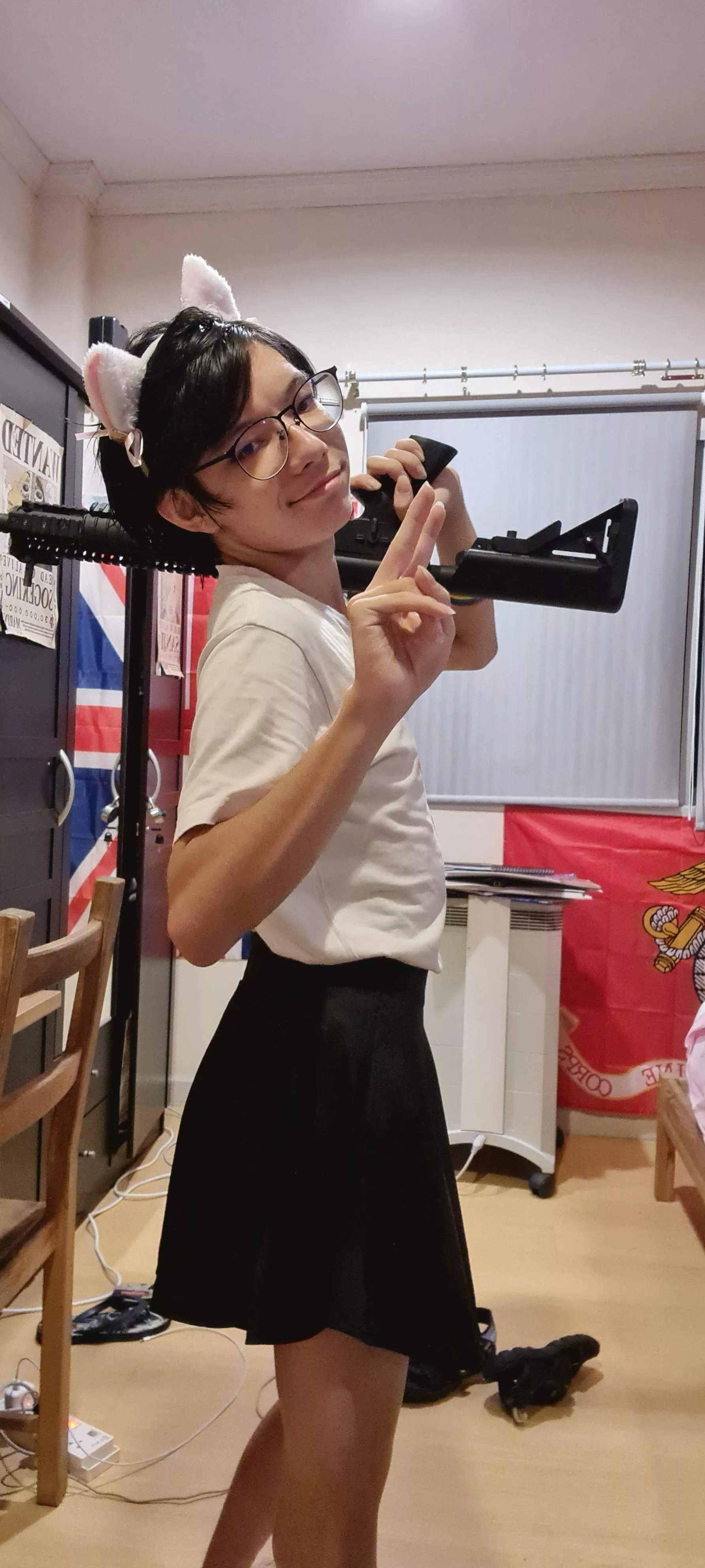 Femboy with gunâ˜ºâ˜º