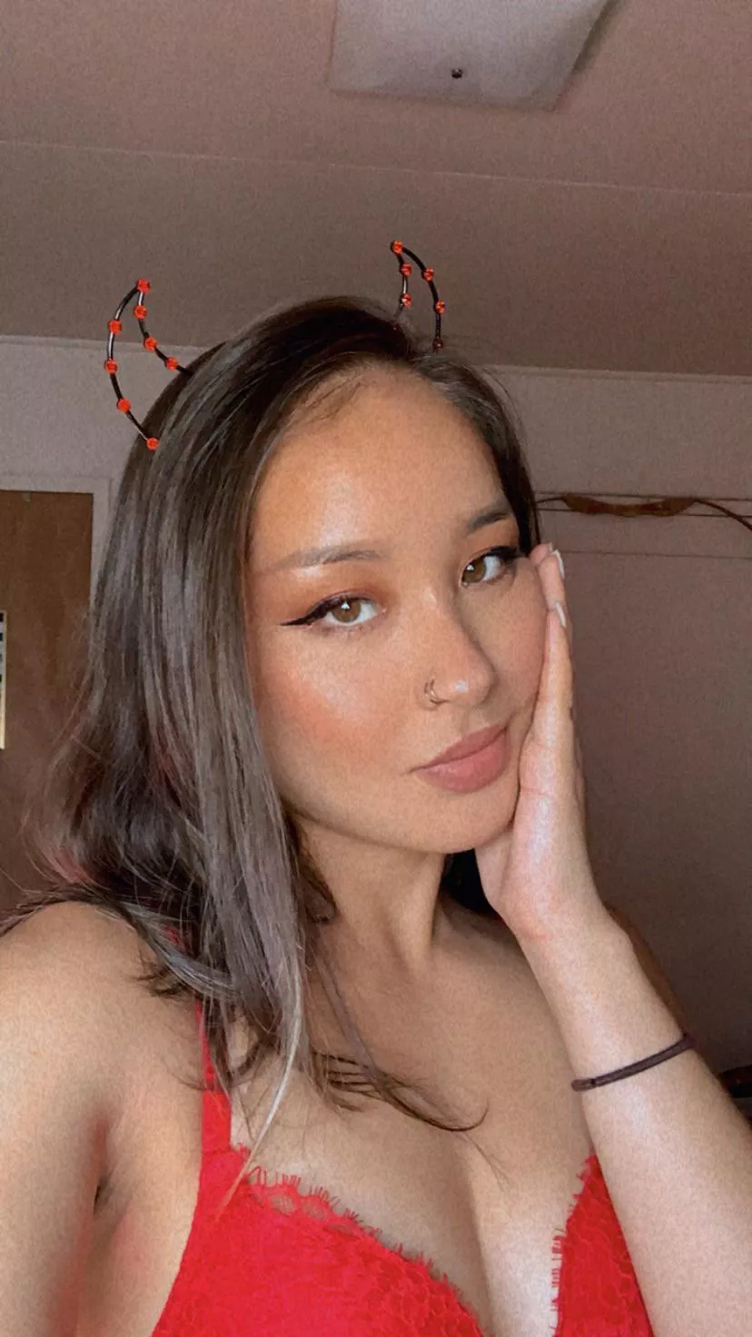 filipina x german here for spooky season 😈