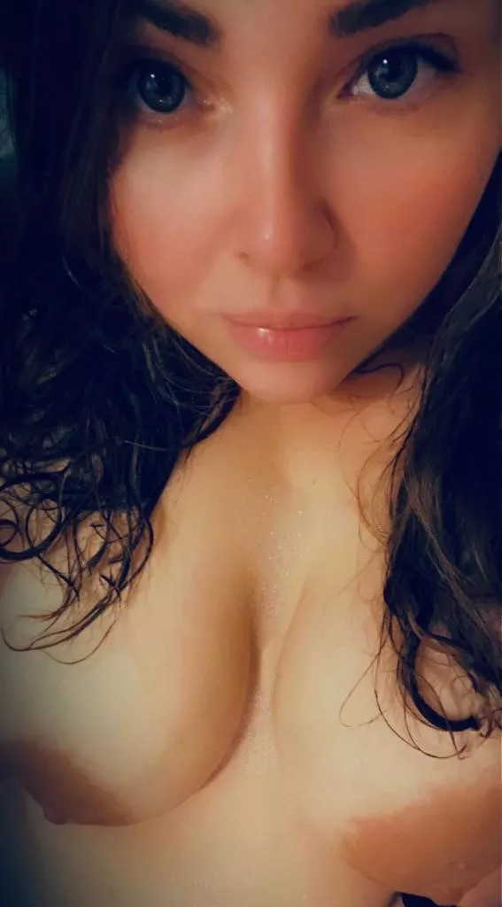 Finally I dare to share my natural boobs with you. How do you like them?