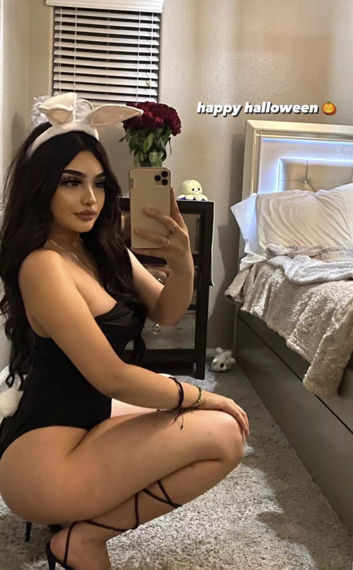 Fine ass Mexican wishing us a happy Halloween ðŸ¥µ