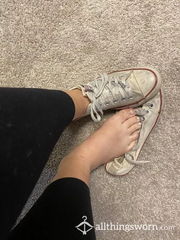 First time poster, I hope you like my little feet