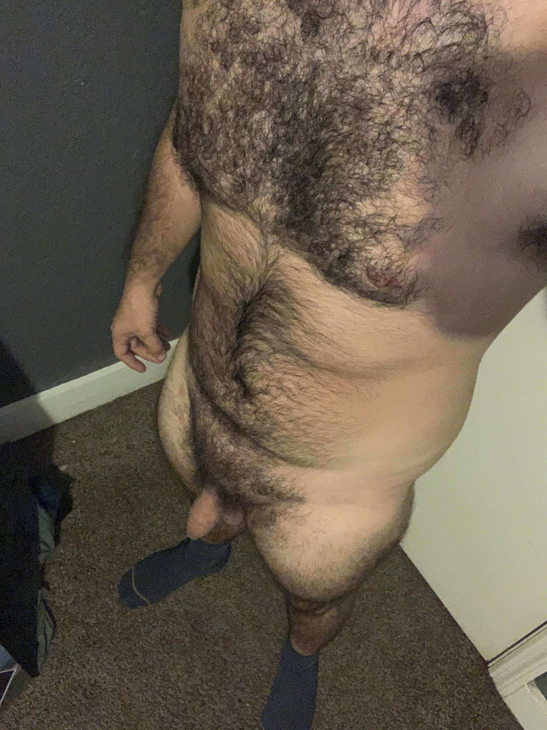 First time posting a nude (26,170,5’8) DM’s welcome