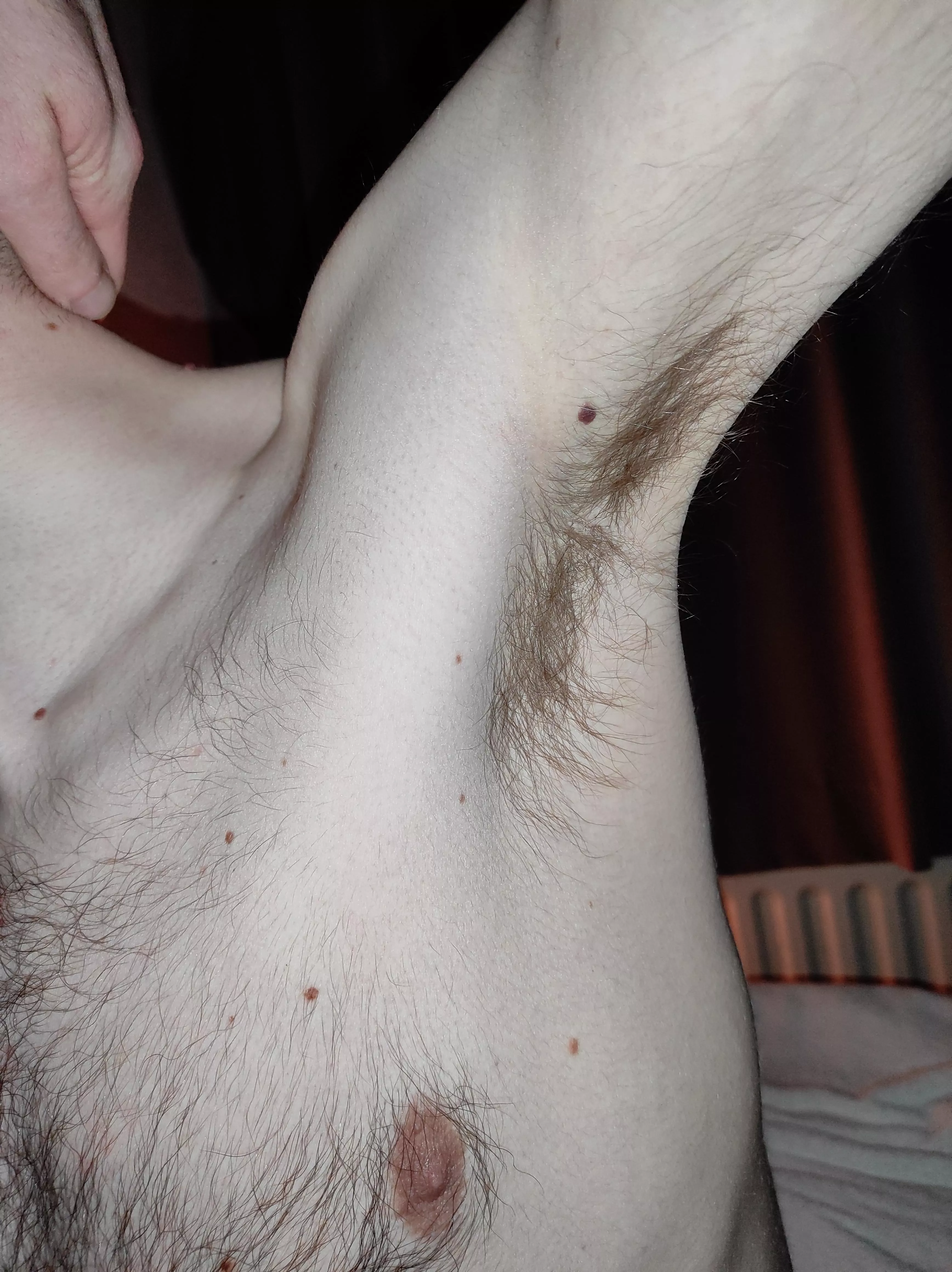 First time posting here! Hope you like my hairy armpits!