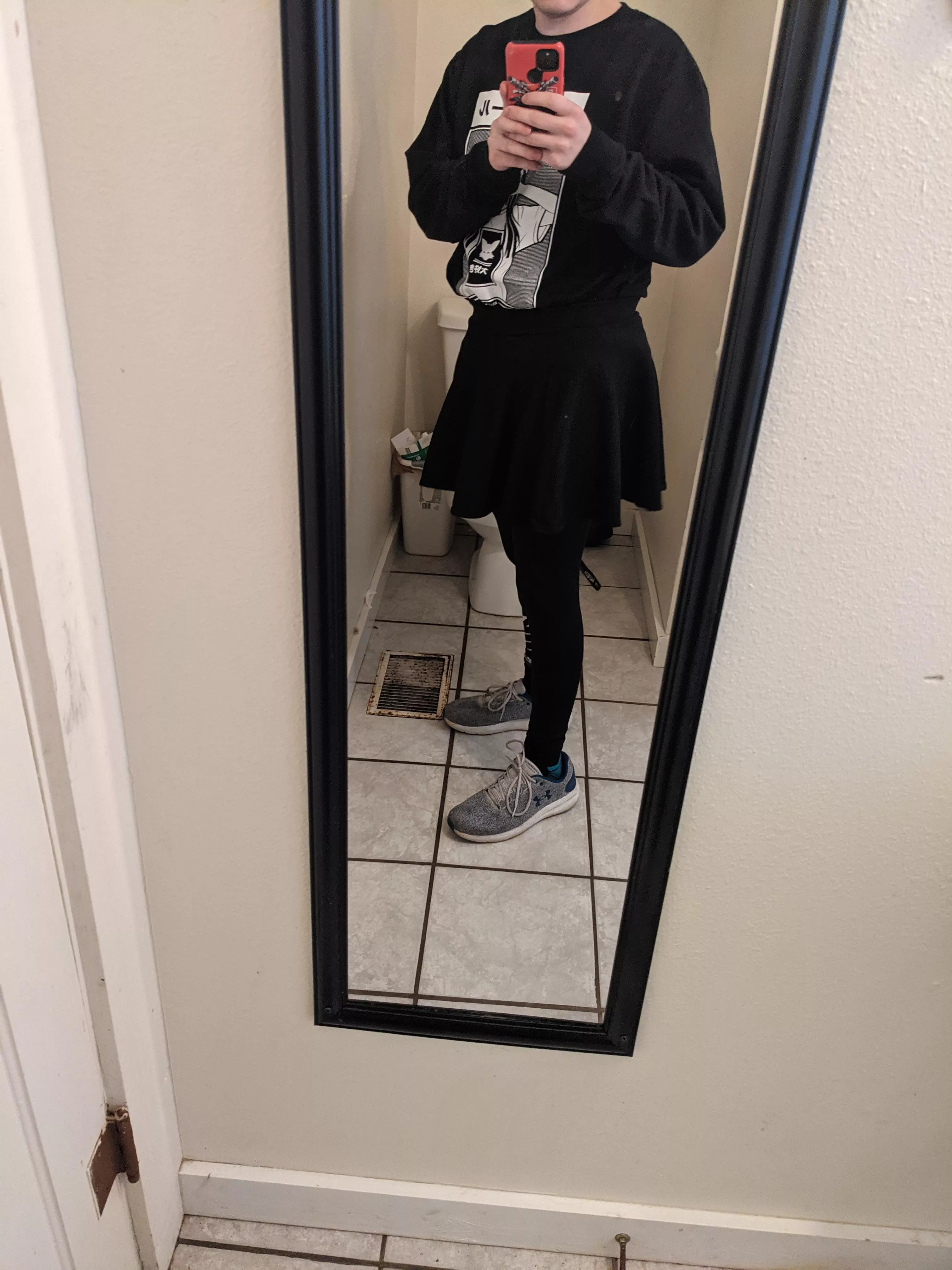 First time trying a skirt and posting on here. Hope this look fine