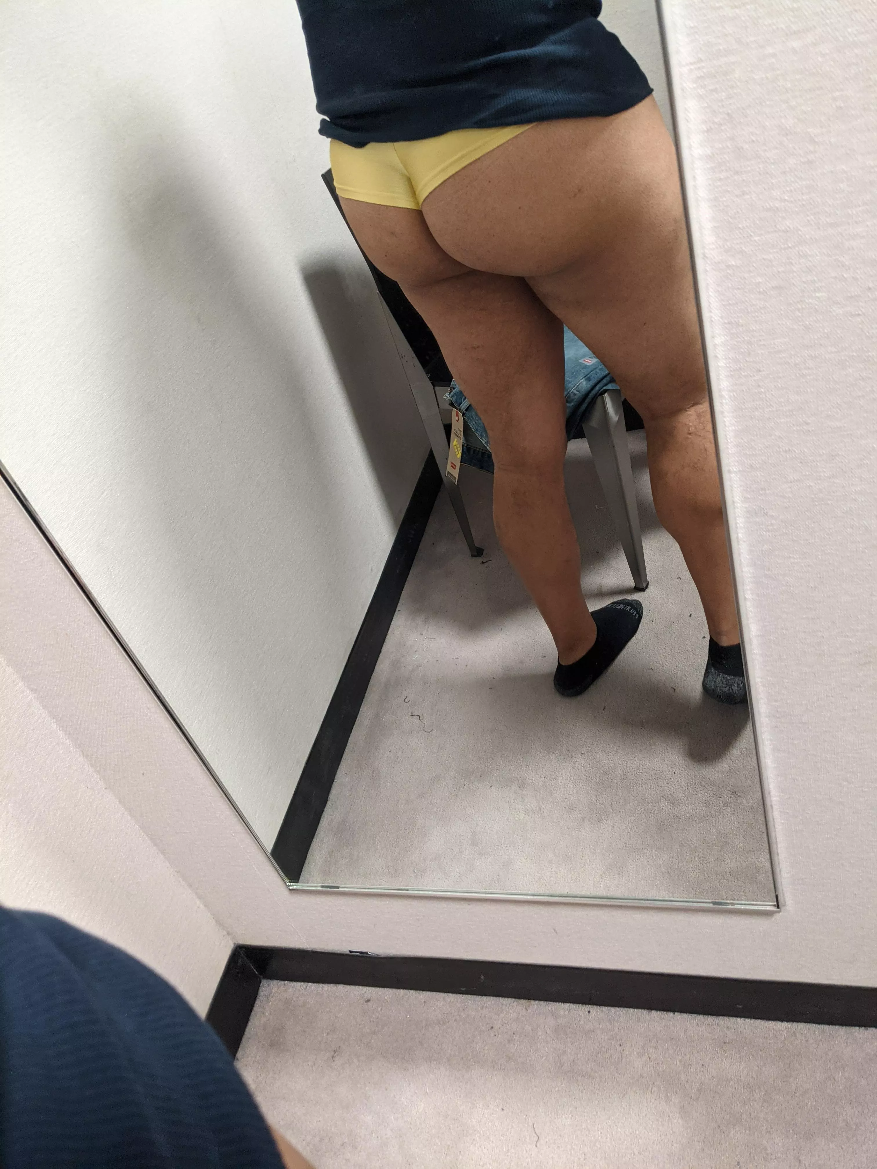 Fitting room fun