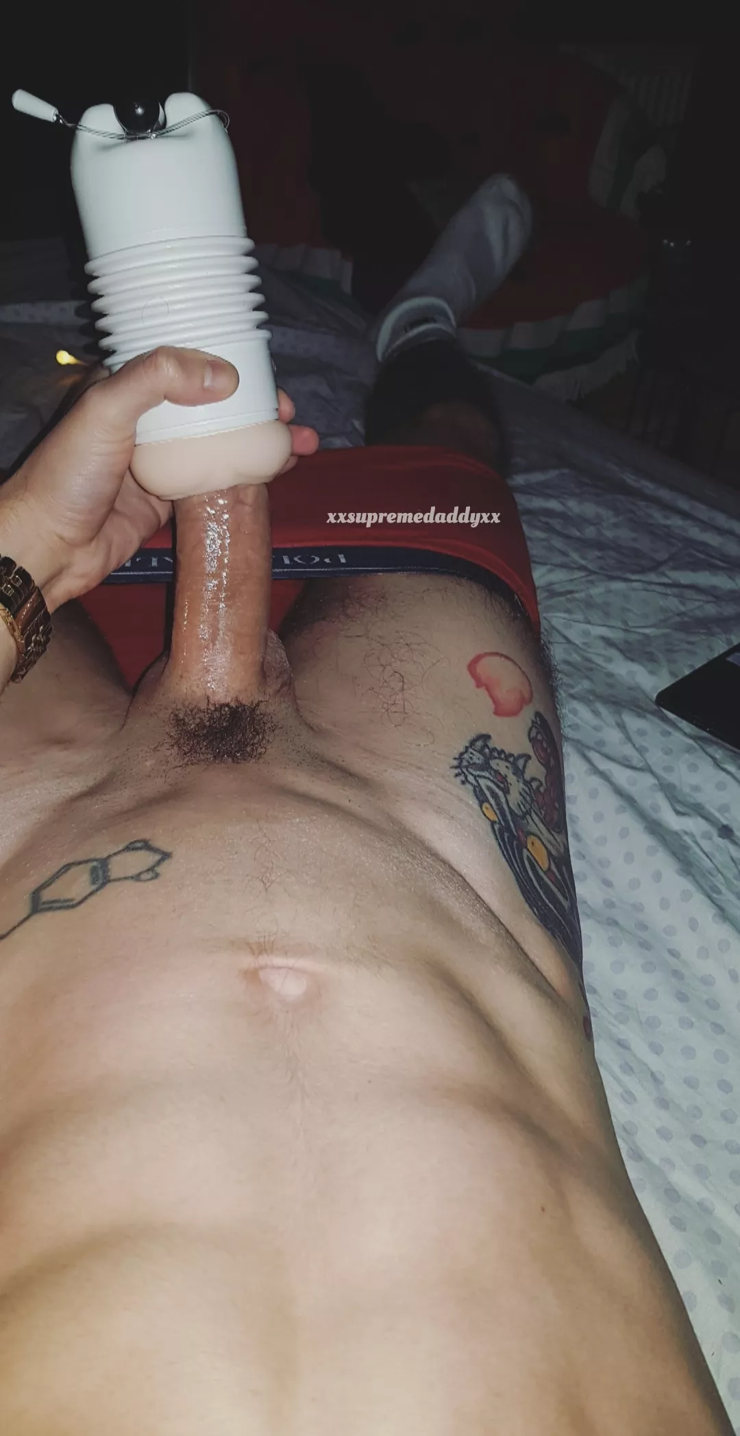 Fleshlight fun and some landing strip for y'all 😌