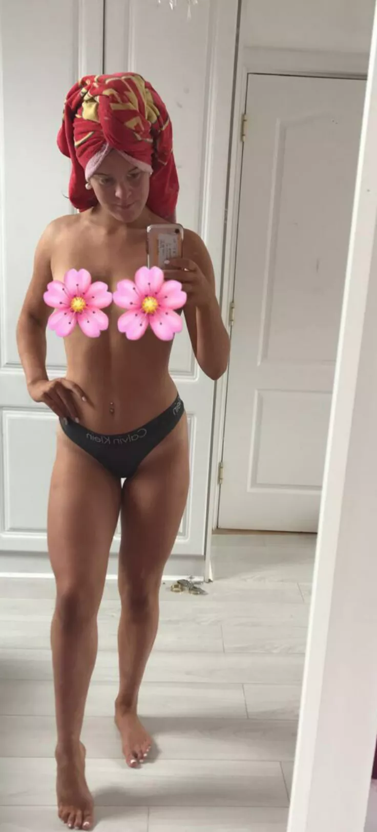 Flowery tits