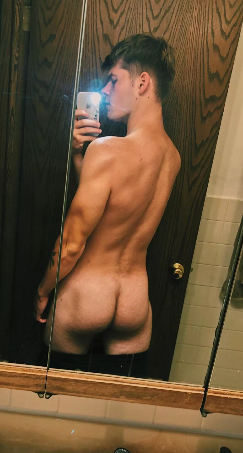 For all the ass lovers out there here’s mine ;)