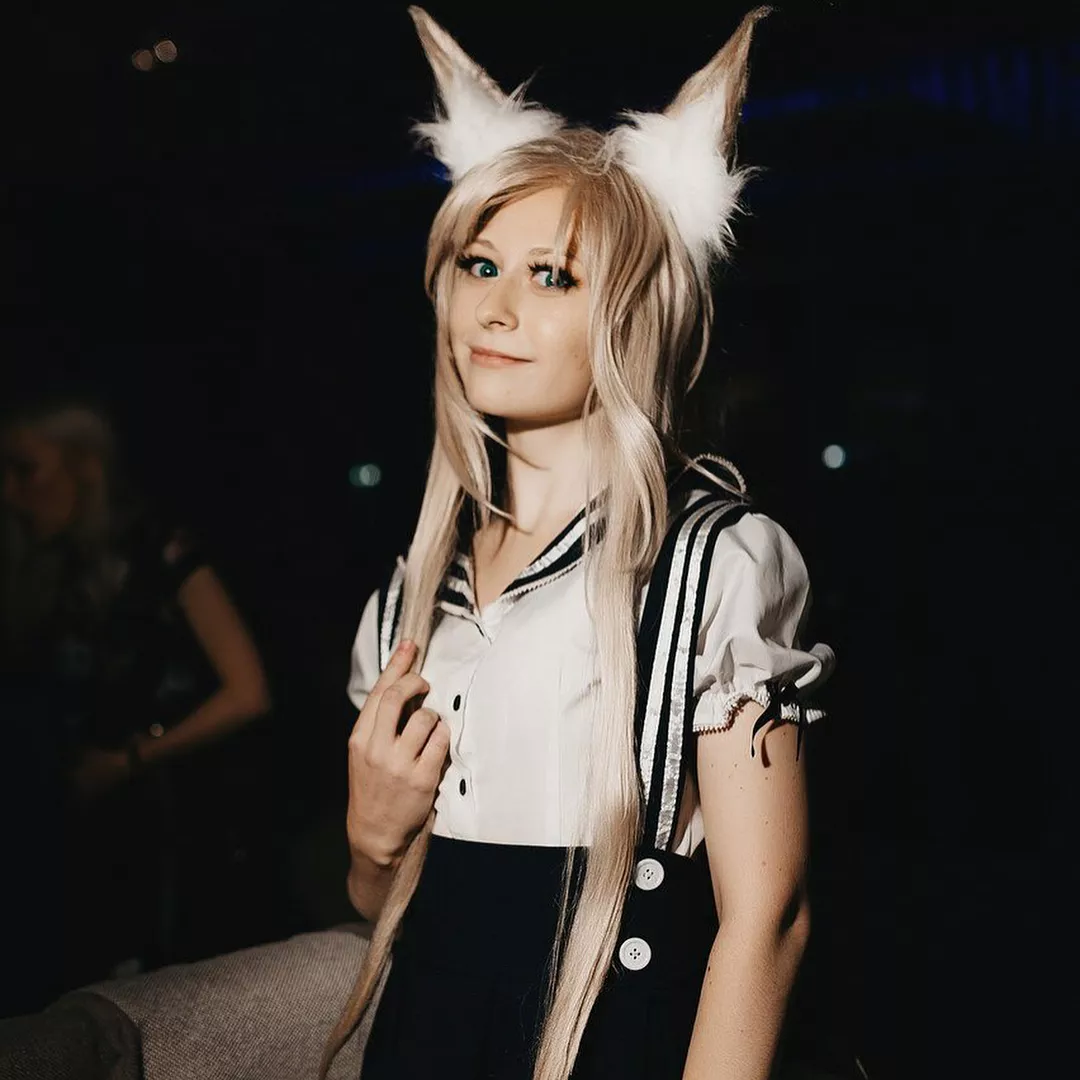 Foxgirl by KyriaFox