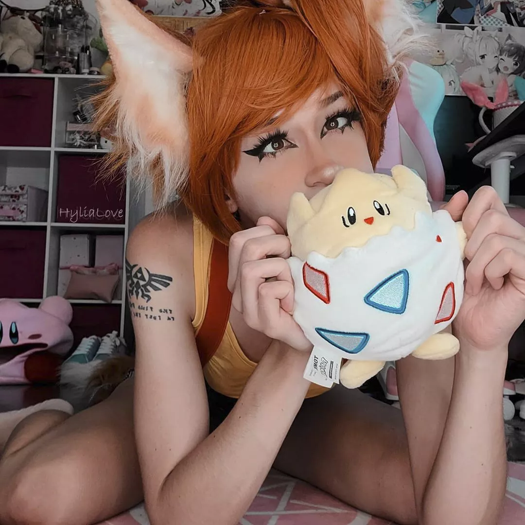 Foxy Misty by HyliaLove