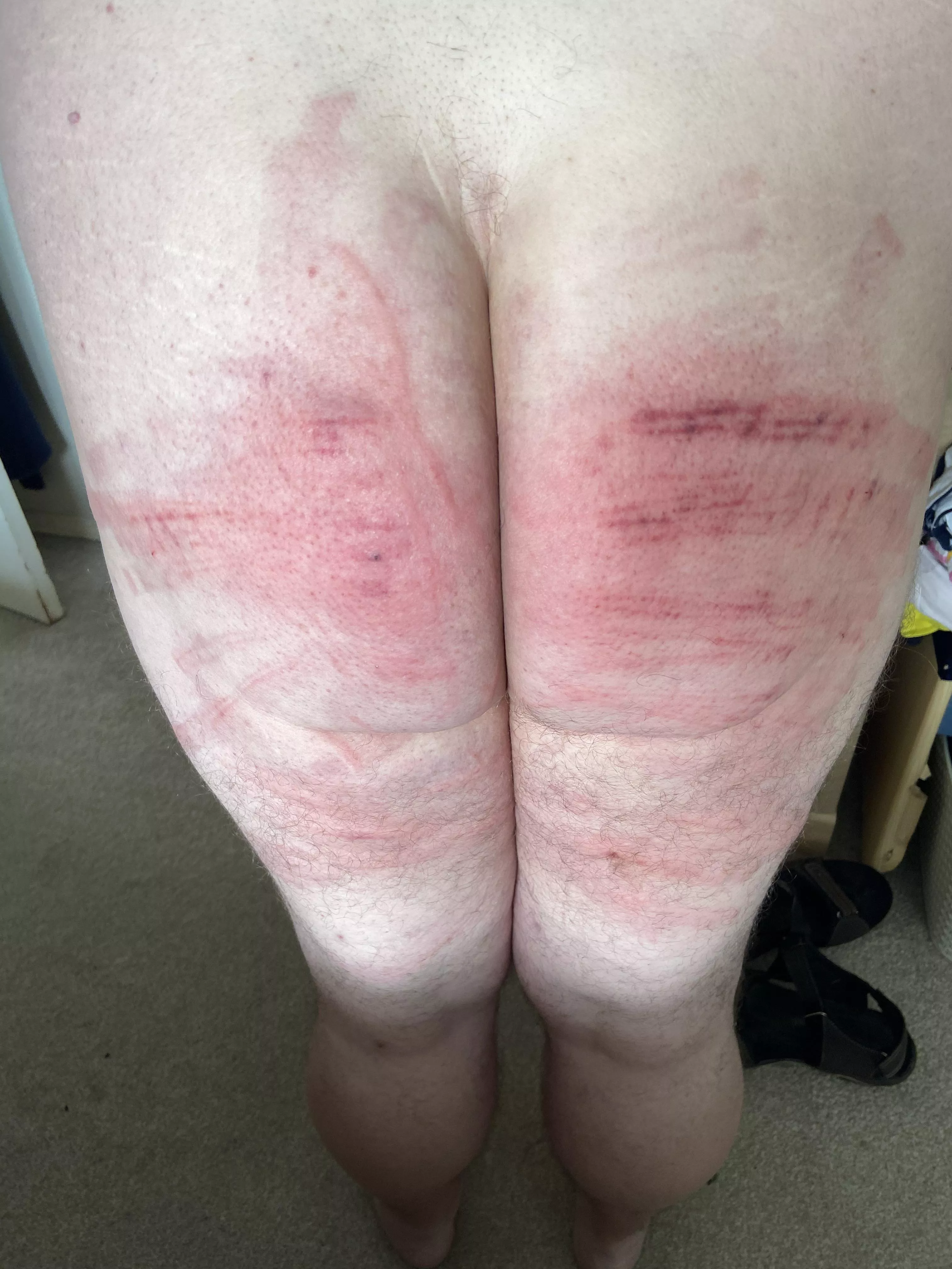 Friday afternoon caning and cropping (44M)