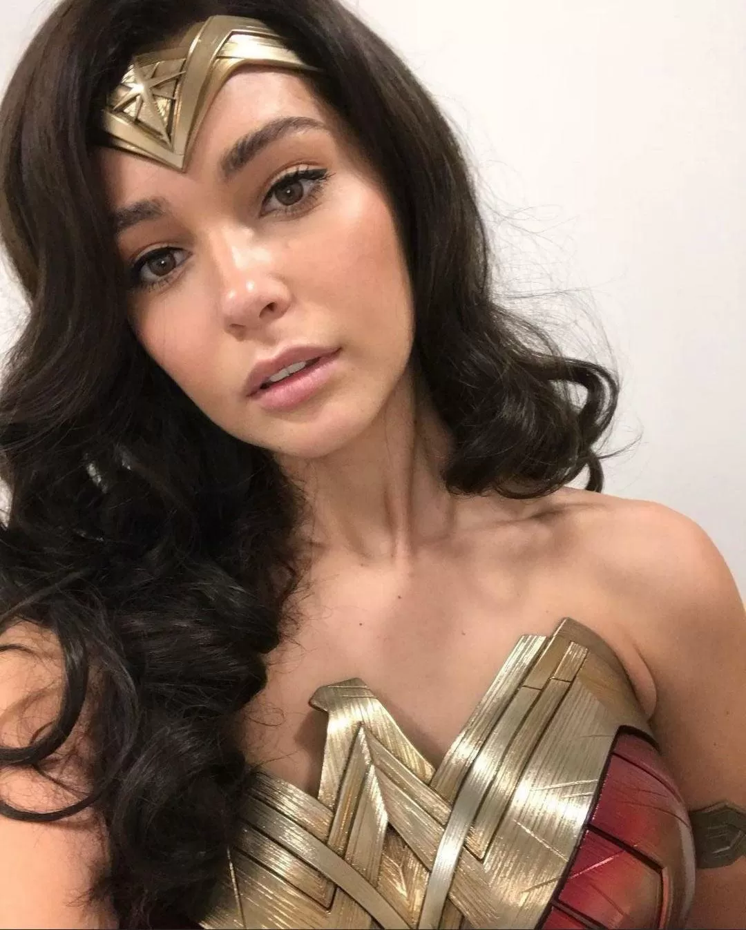 Gal Gadotâ€™s stunt double, Caitlin Burles is gorgeous