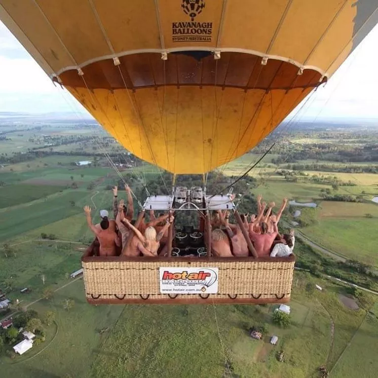 Get Naked Australia: Hot Air Balloon