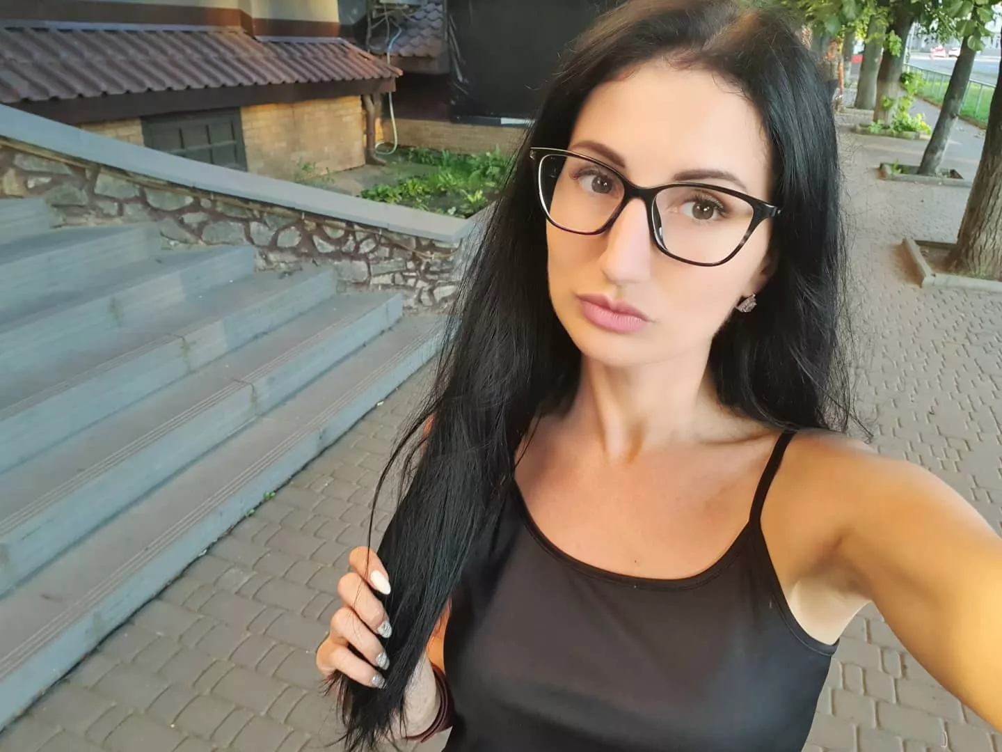 Girl with glasses in the streets of Ukraine 😍