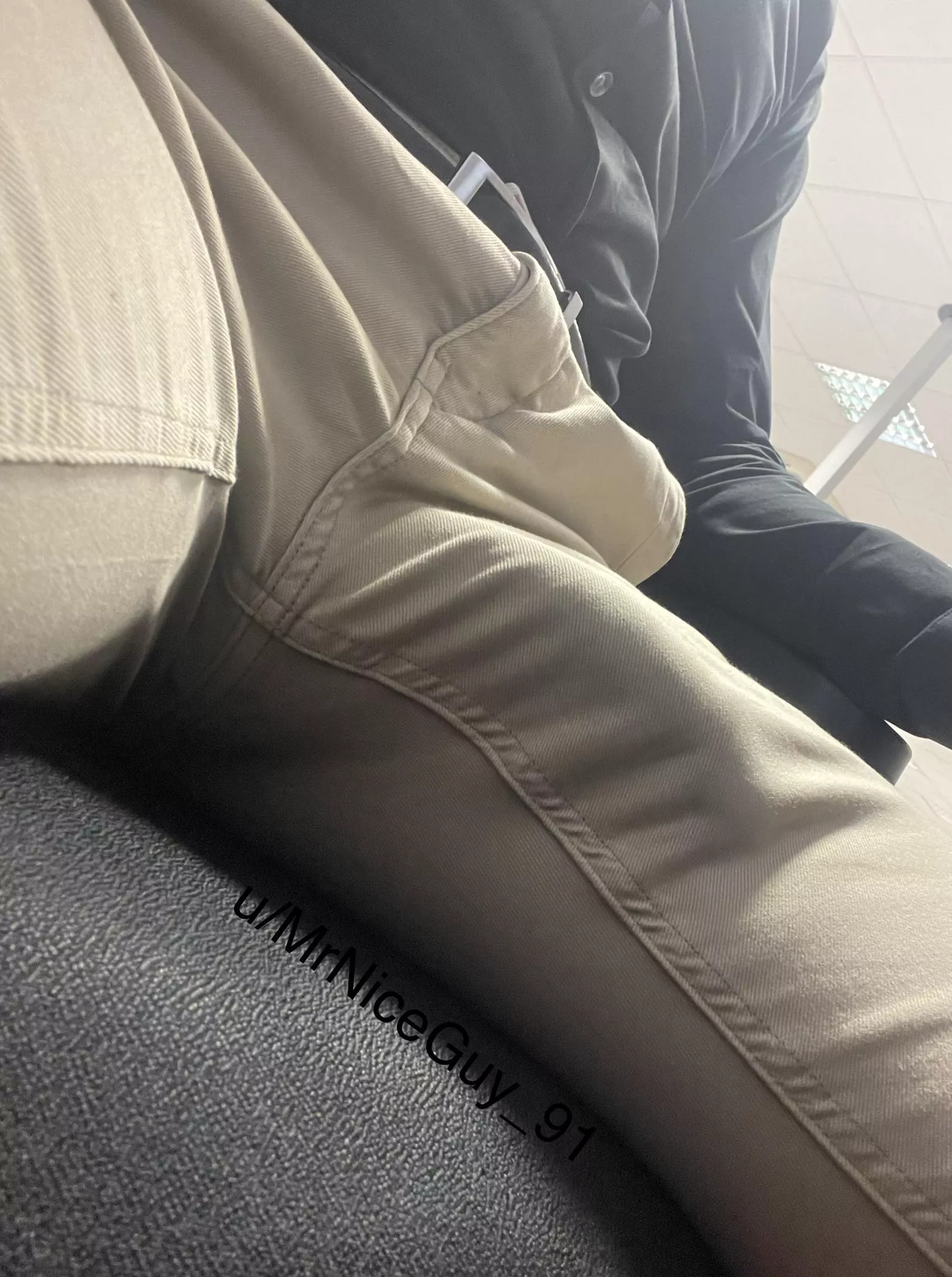 Going commando to the office in this tights pants wasnâ€™t a good idea, or what do you think?