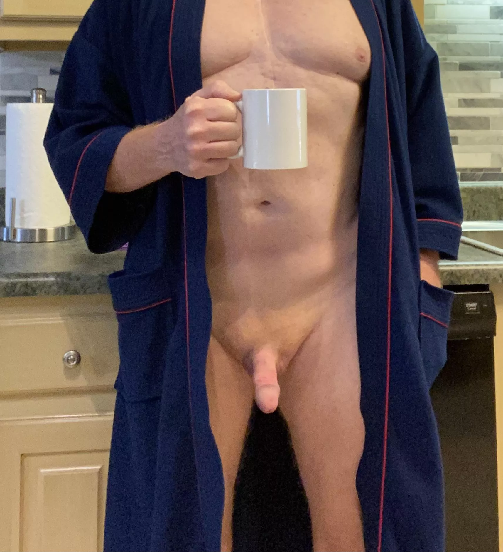 Good morning coffee lovers! Have a fantastic day! (m)