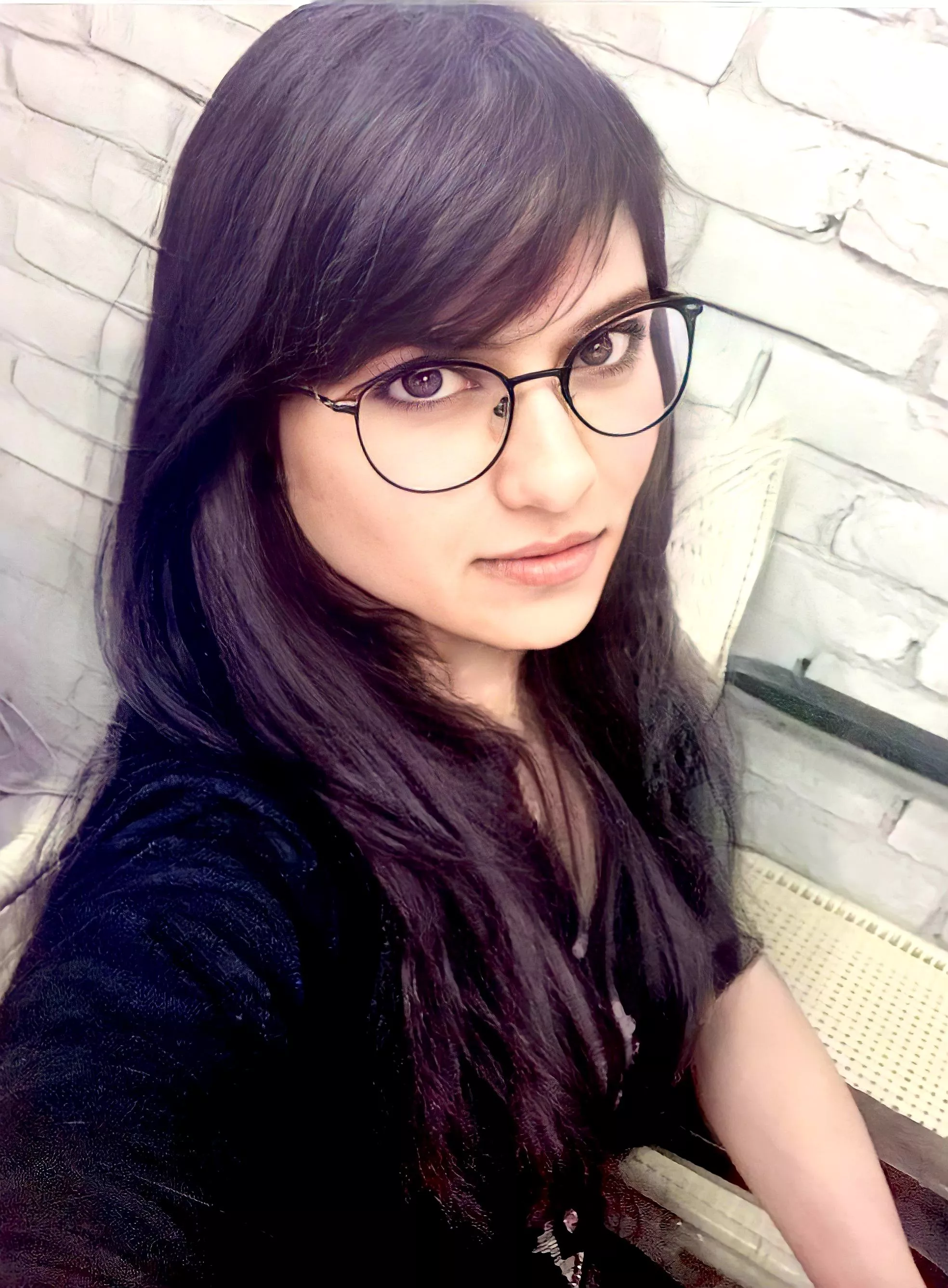 Gorgeous Indian in glasses