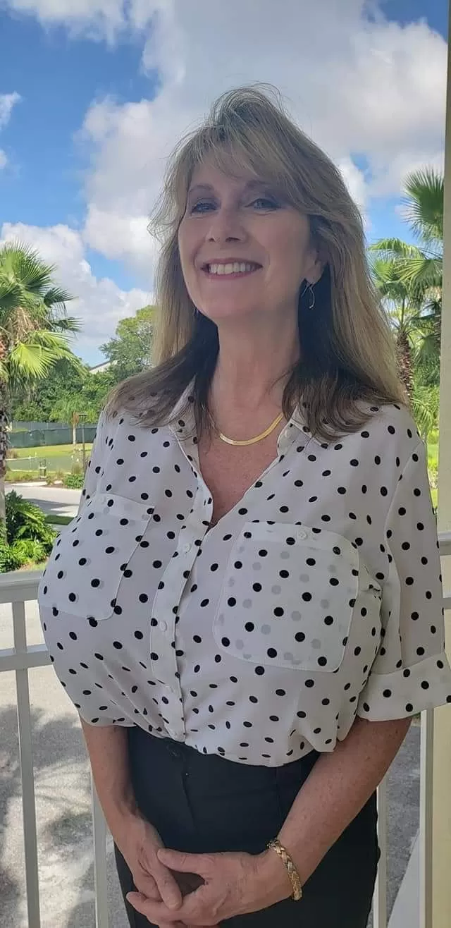 Gorgeous smile gilf