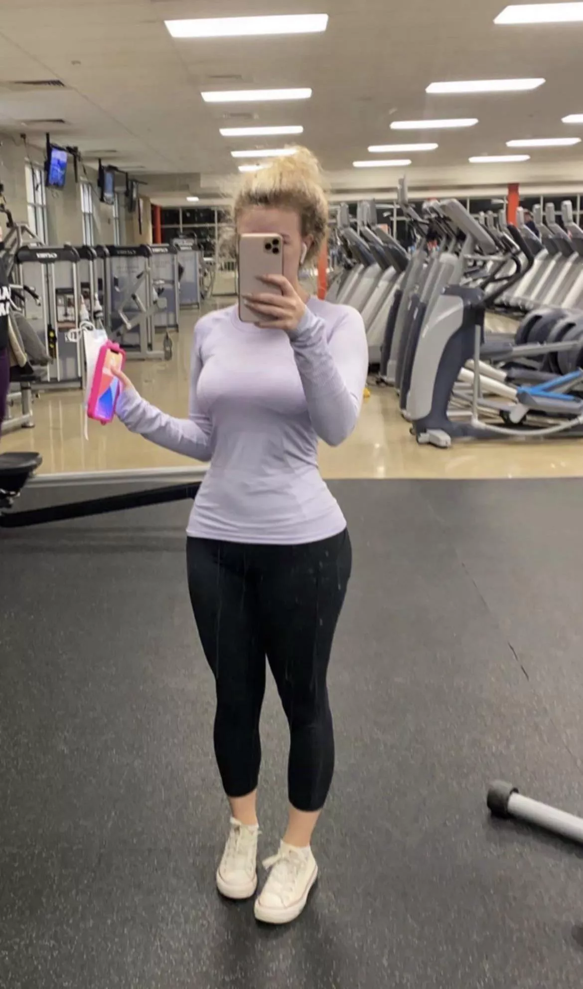 Gym mirror selfie 😊