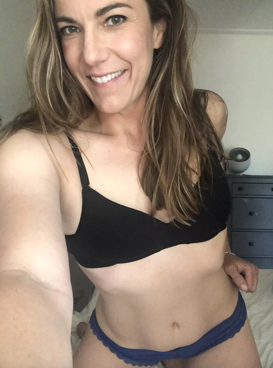 Happy Sunday! Anyone know me? 38[F]