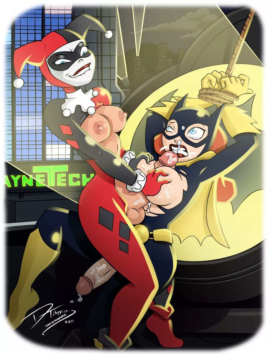 Harley and Batgirl at the batsignal