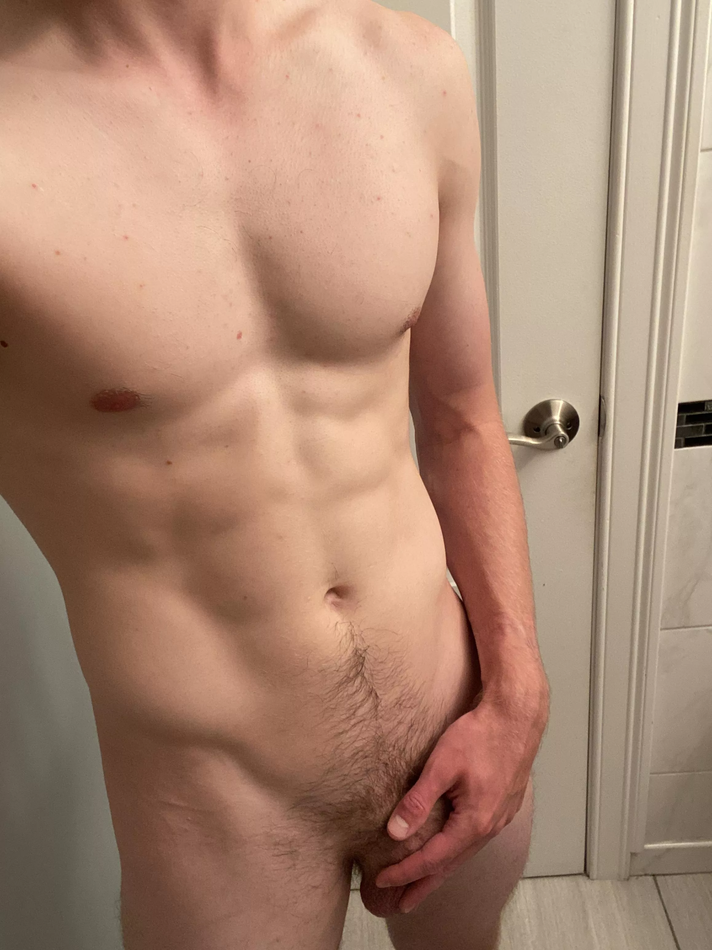 Have been losing some fat, but also some muscle. Always a struggle (M) 23