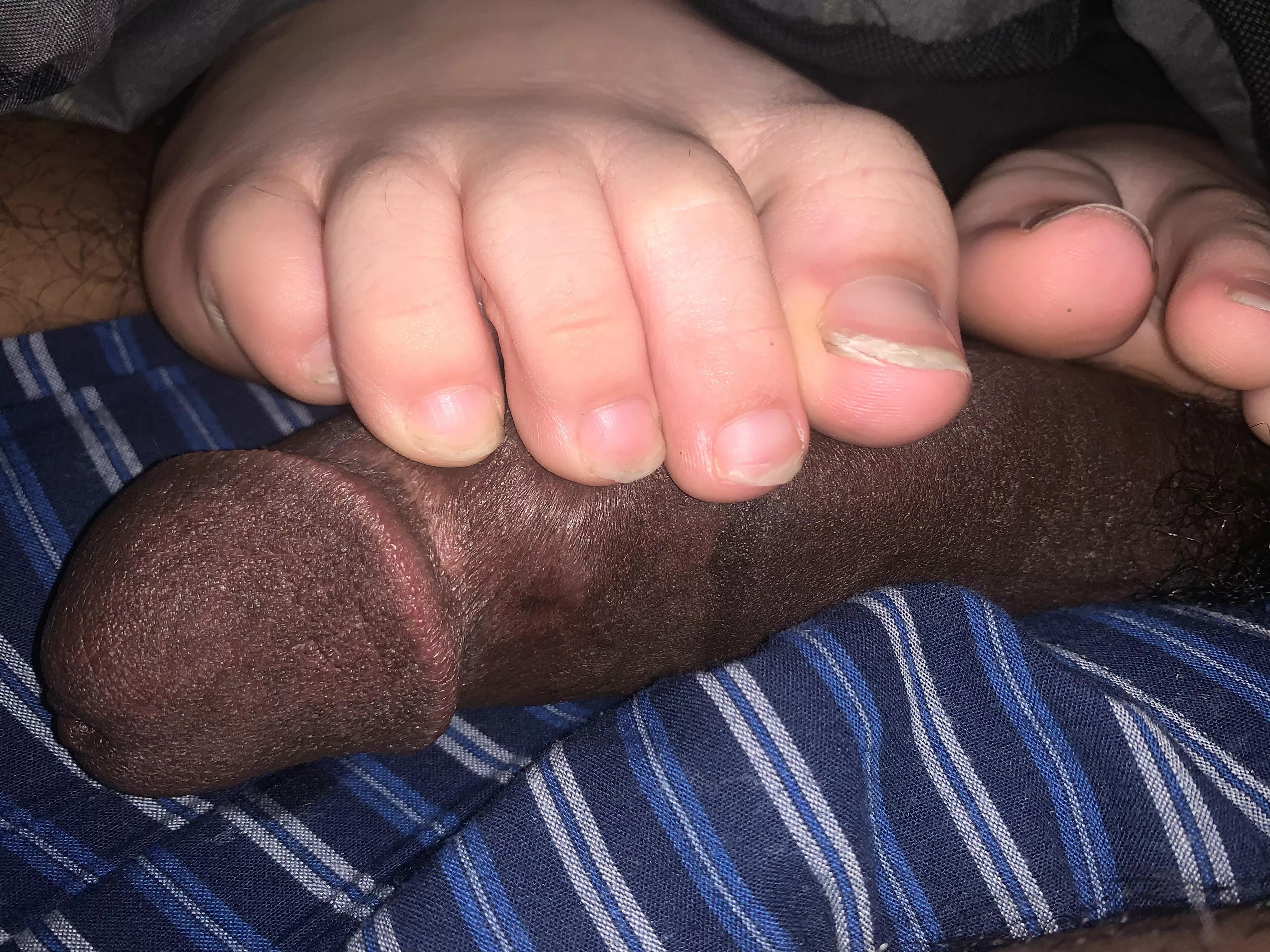 He loves when i wiggle my dirty smelly toes on the side of his shaft