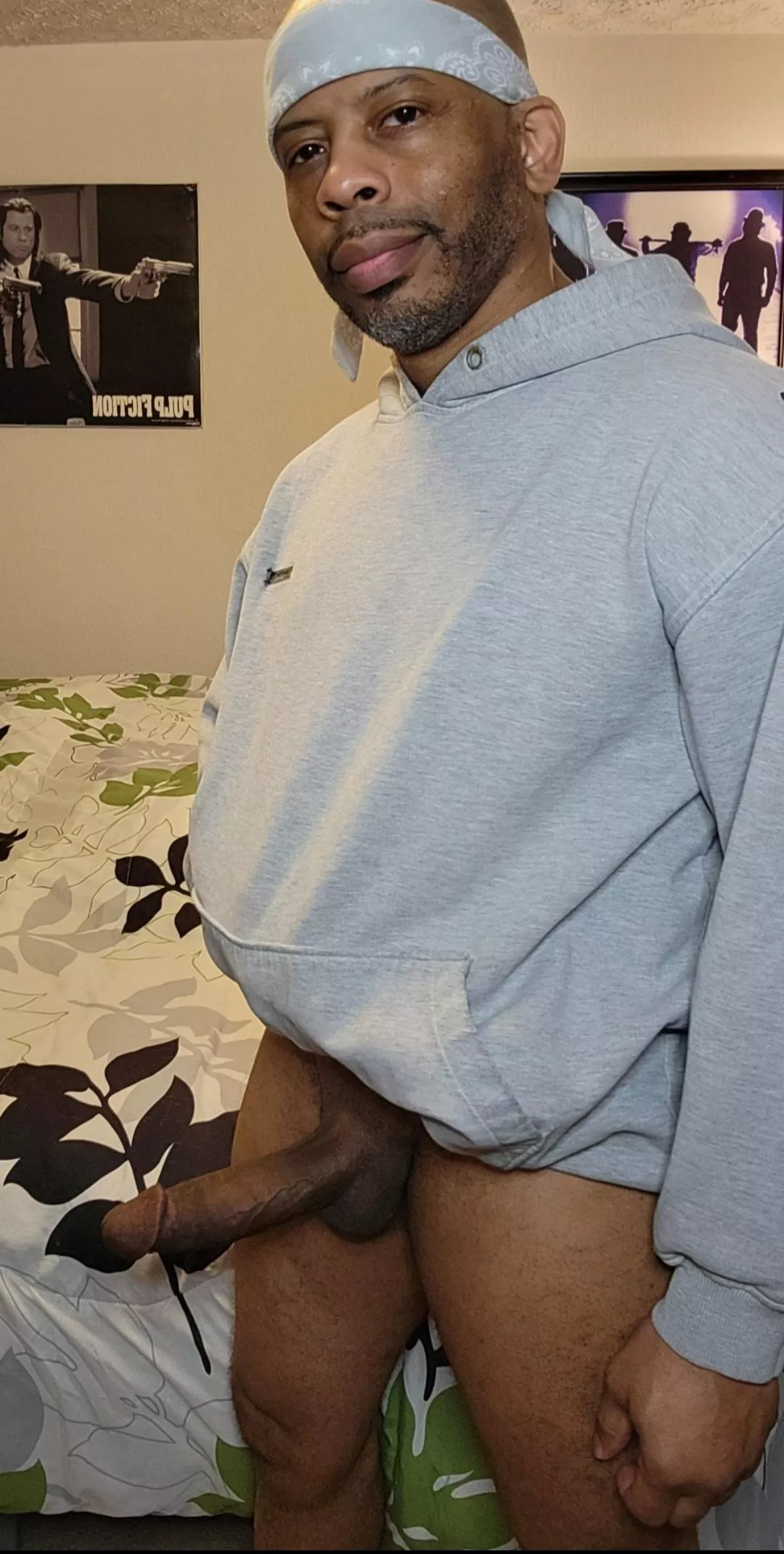 Help me find my grey sweats? (49)