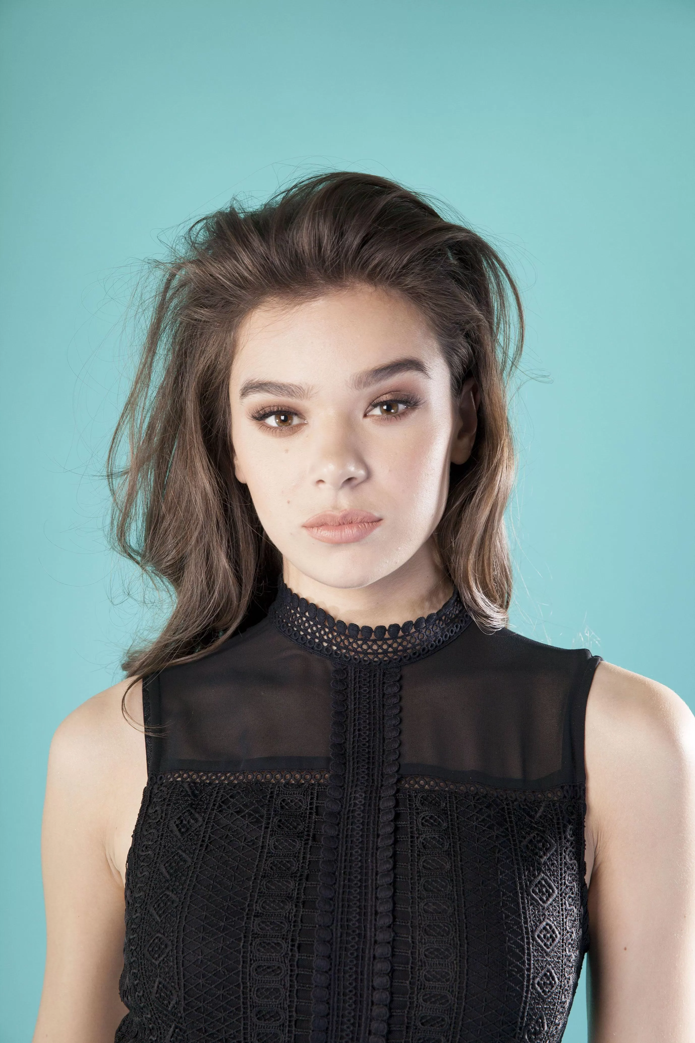 Help me keep up my streak of cumming to Hailee Steinfeld?