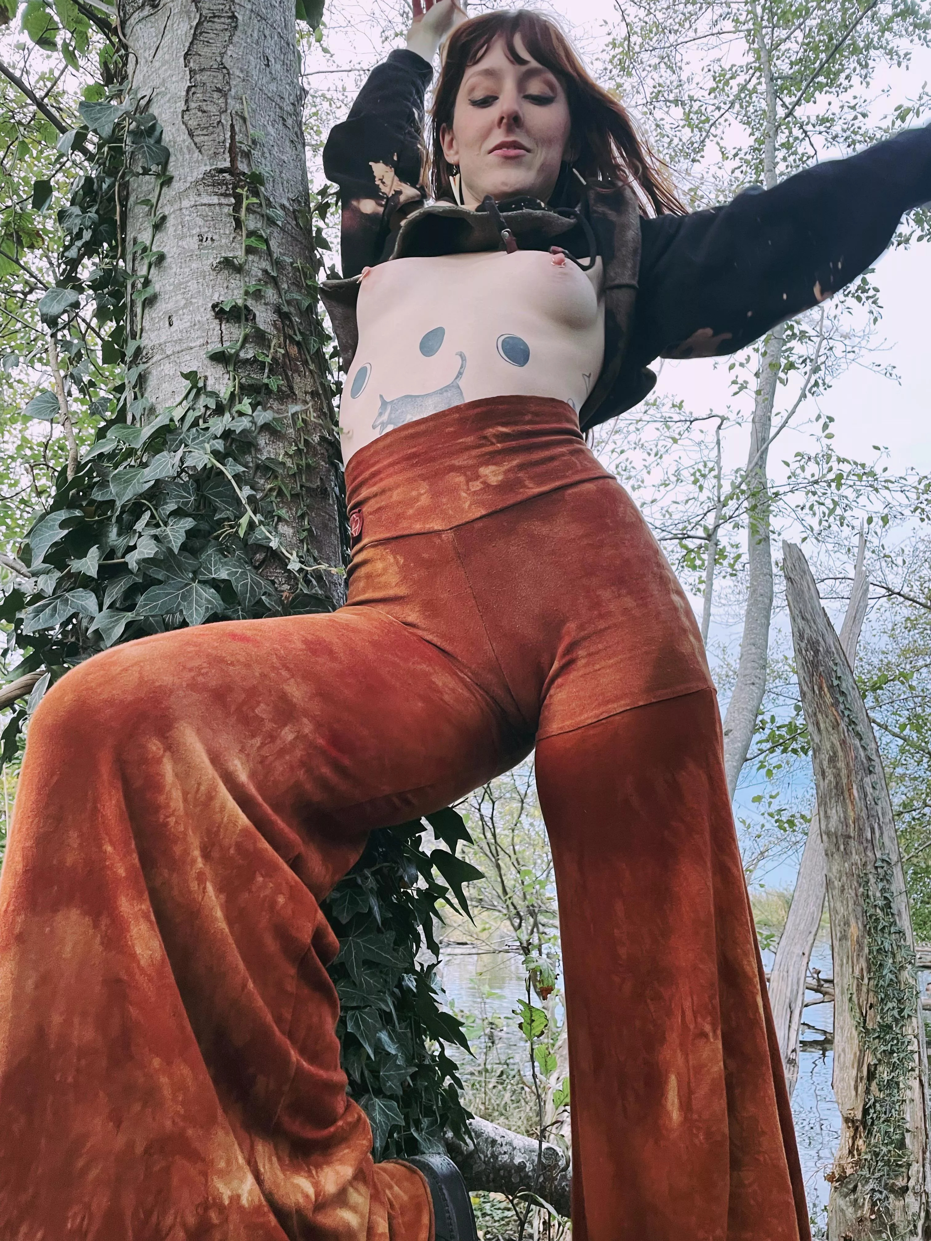 Hemp hippie pants and woodland titties 🥰❤️‍🔥