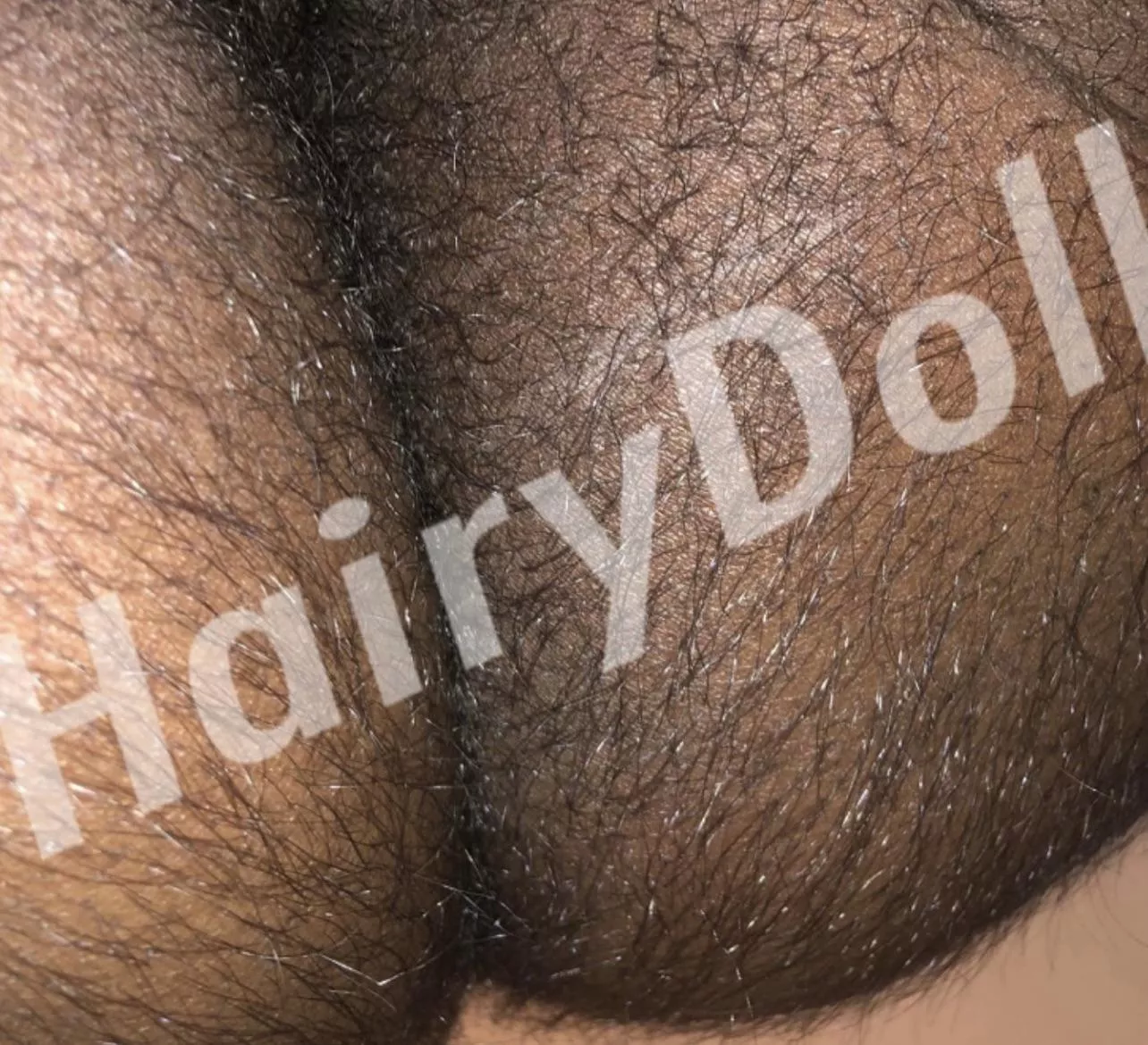 Here’s a close up of my hairy ass cheeks 🥰 Tell me.. Do you like?