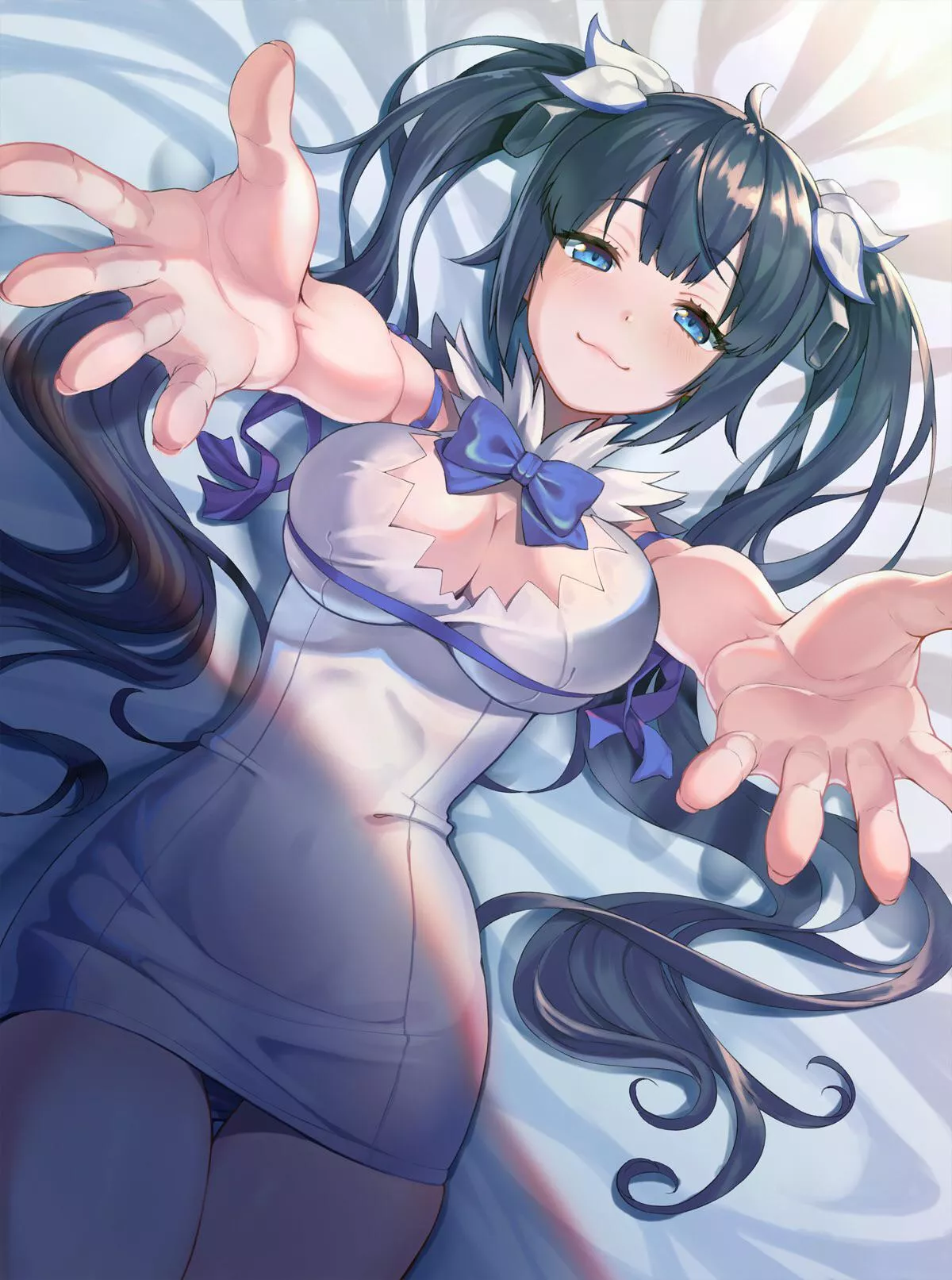 Hestia the booby goddess? Anyways she wants a hug 🥺 [Danmachi] (Credit: Kabu)