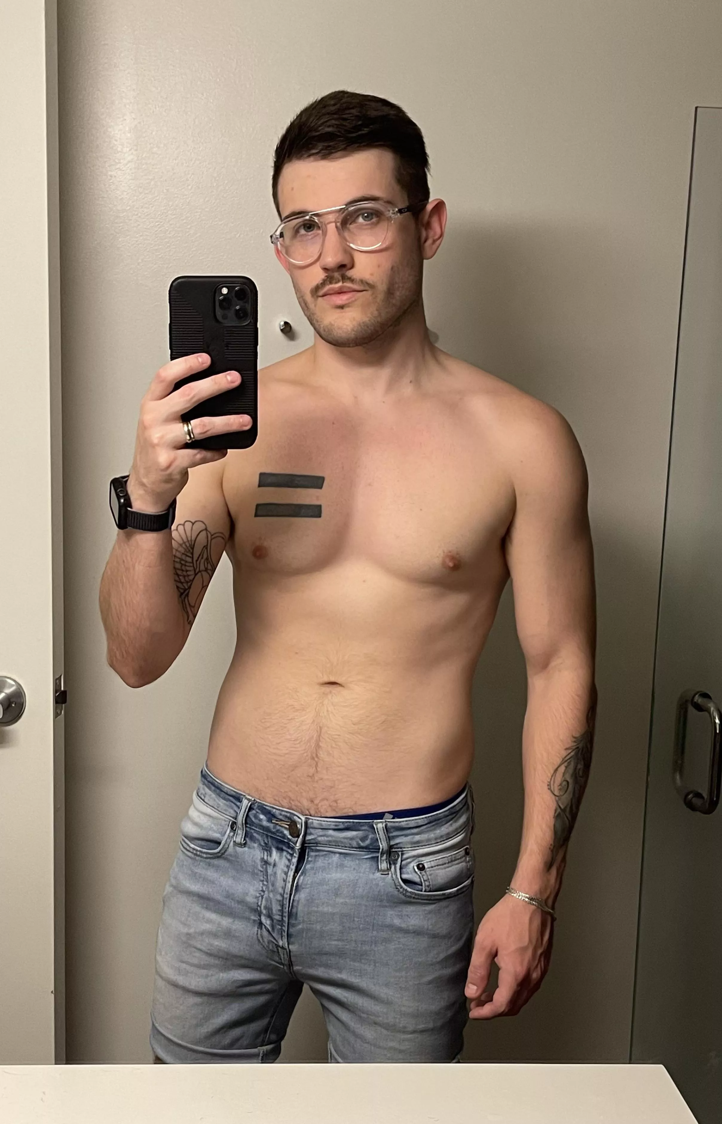 Hey bros been working out almost a year now, starting to feel a bit more confident.