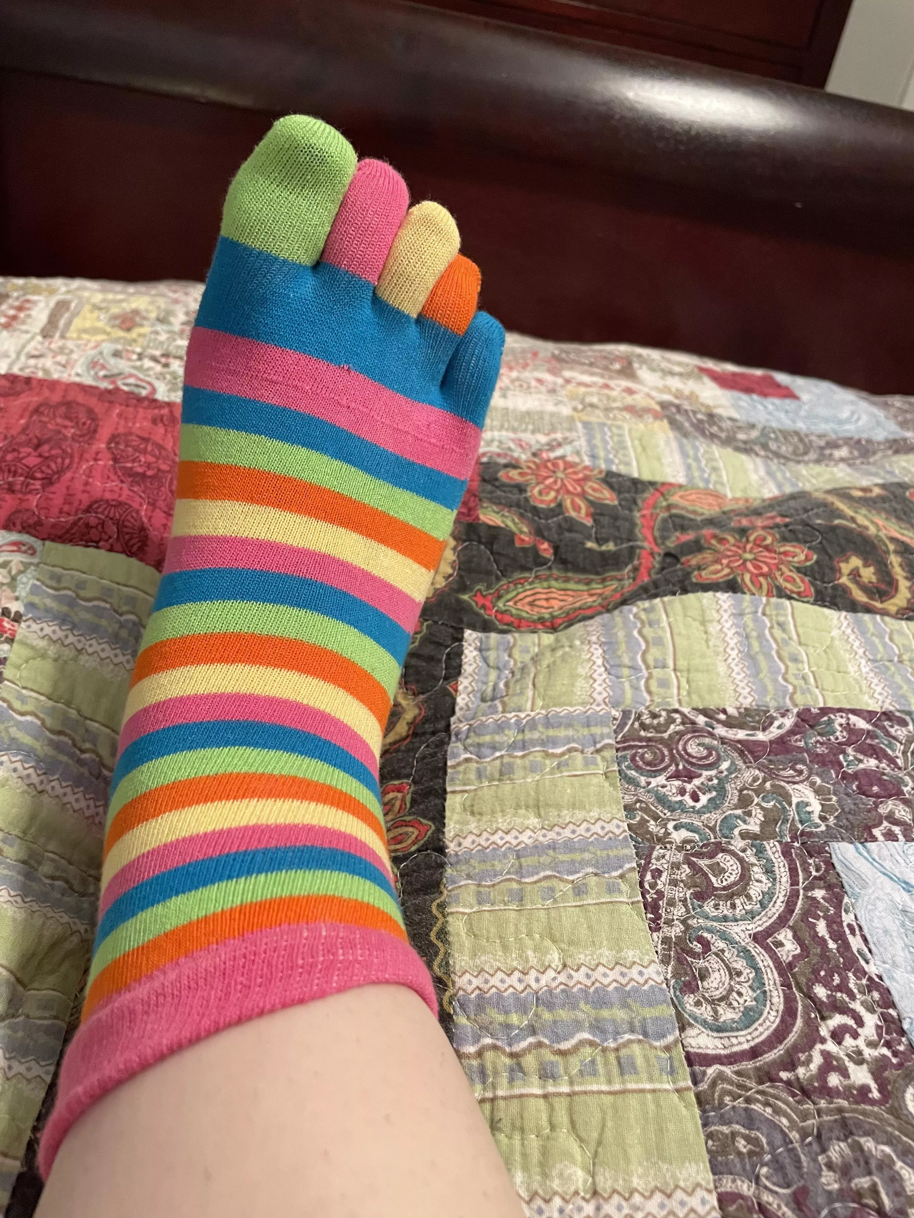 Hey daddy. I wore these socks just for you. Don’t you want to taste each and every toe?!