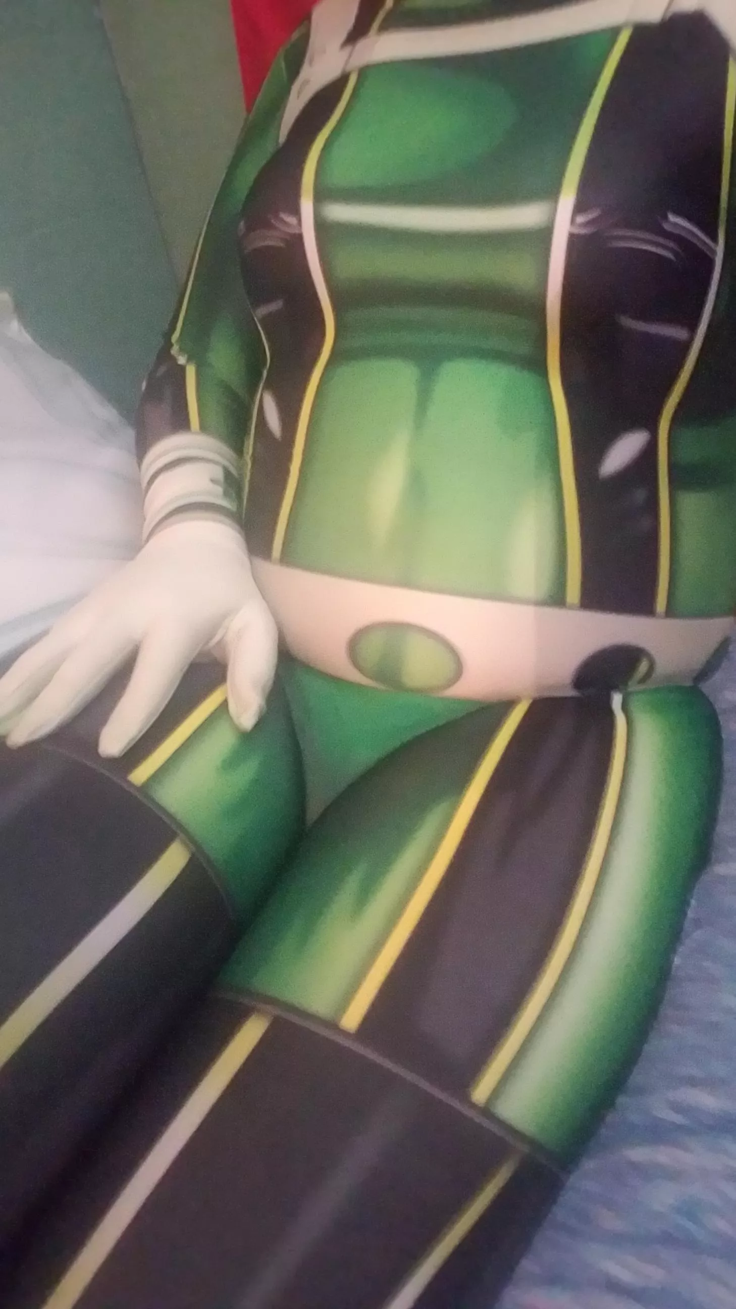 Hey girls I just got this Froppy bodysuit how does the skin tight suit look on me?ðŸ˜˜ Ribbit Ribbit!!ðŸ¸ðŸ’š