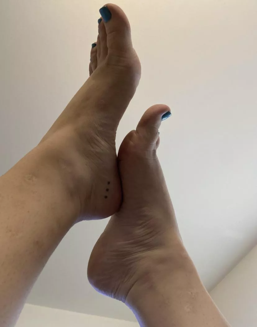 Hi ðŸ‘£