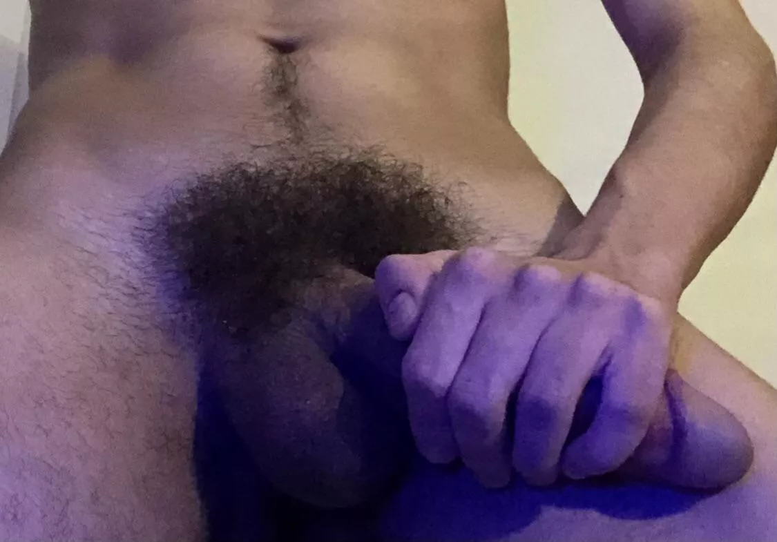 Hi iâ€™m 18, is it hairy enough?