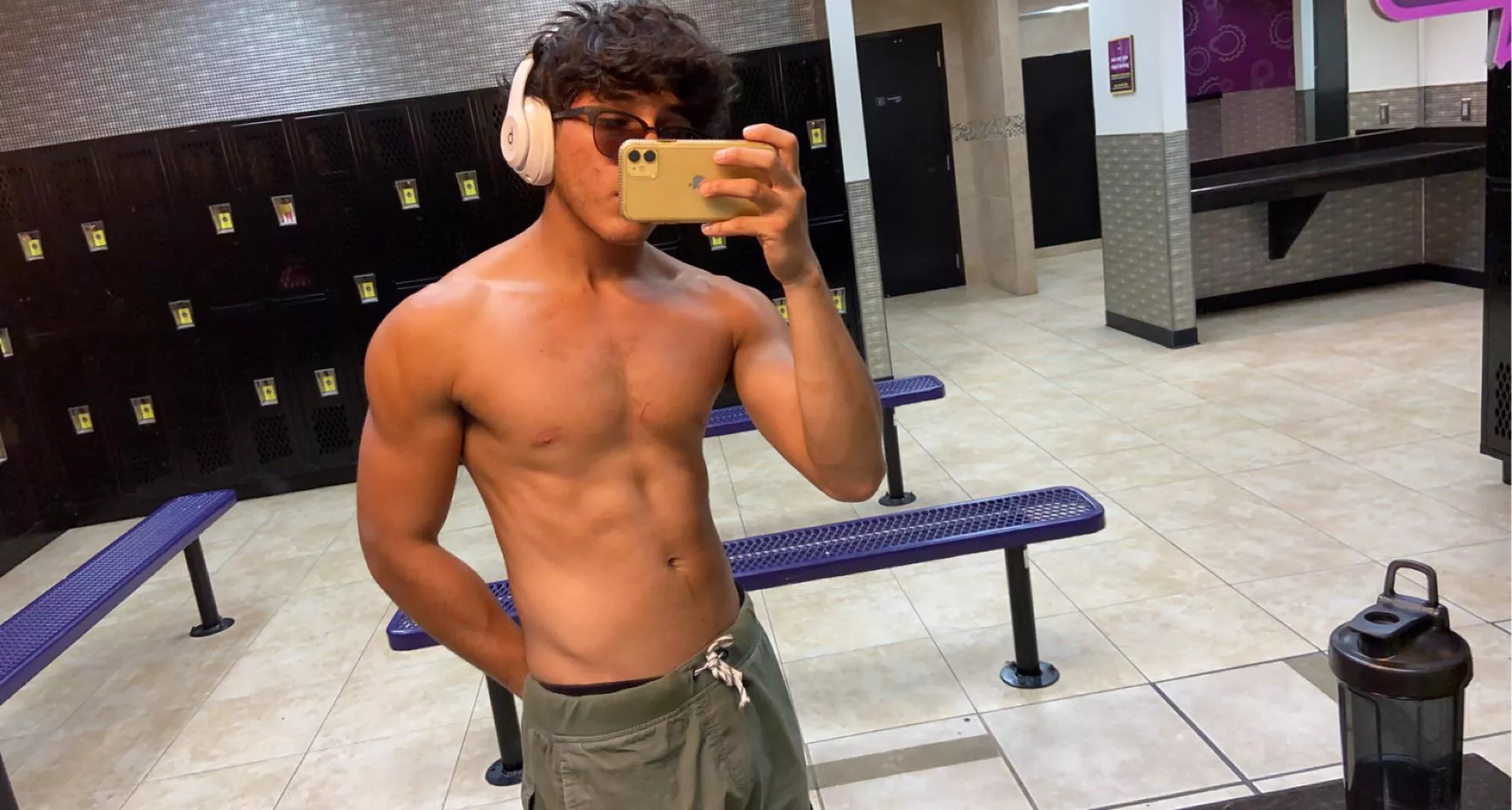 Hit the gym to look decent. This cool? (M)