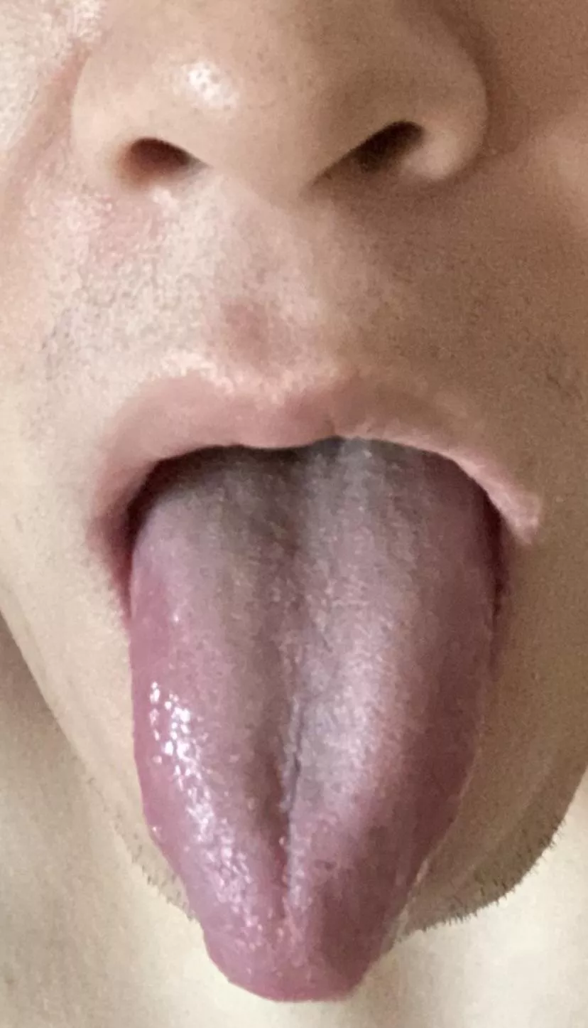 Hmu if youâ€™re into doing ahegao ðŸ‘…ðŸ˜‰