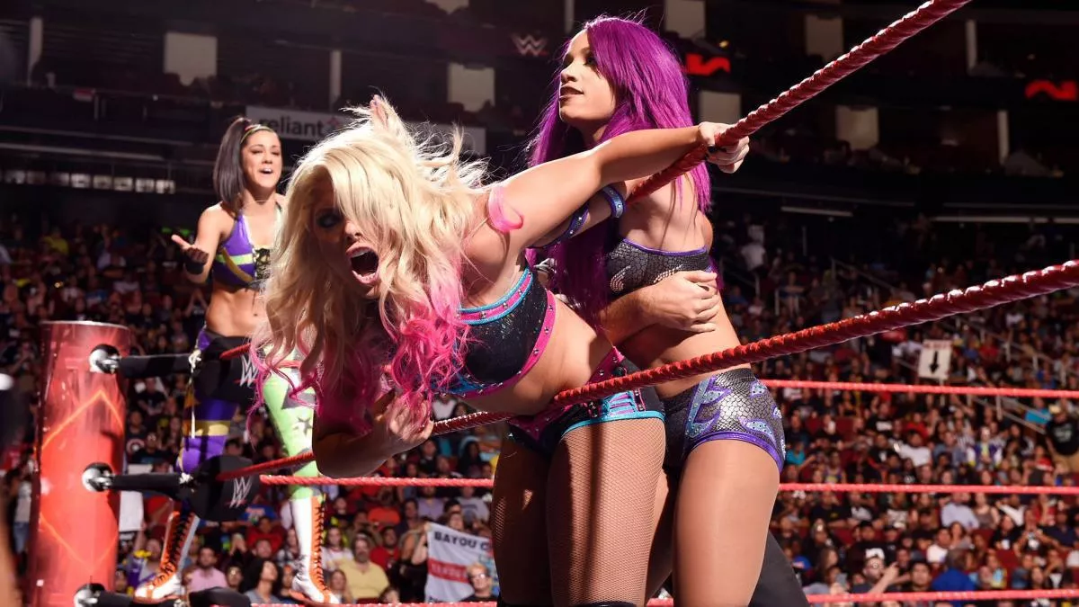 Holy fuck this pic is so fucking hot itâ€™s like Sashaâ€™s enjoying every second of Alexaâ€™s ass.