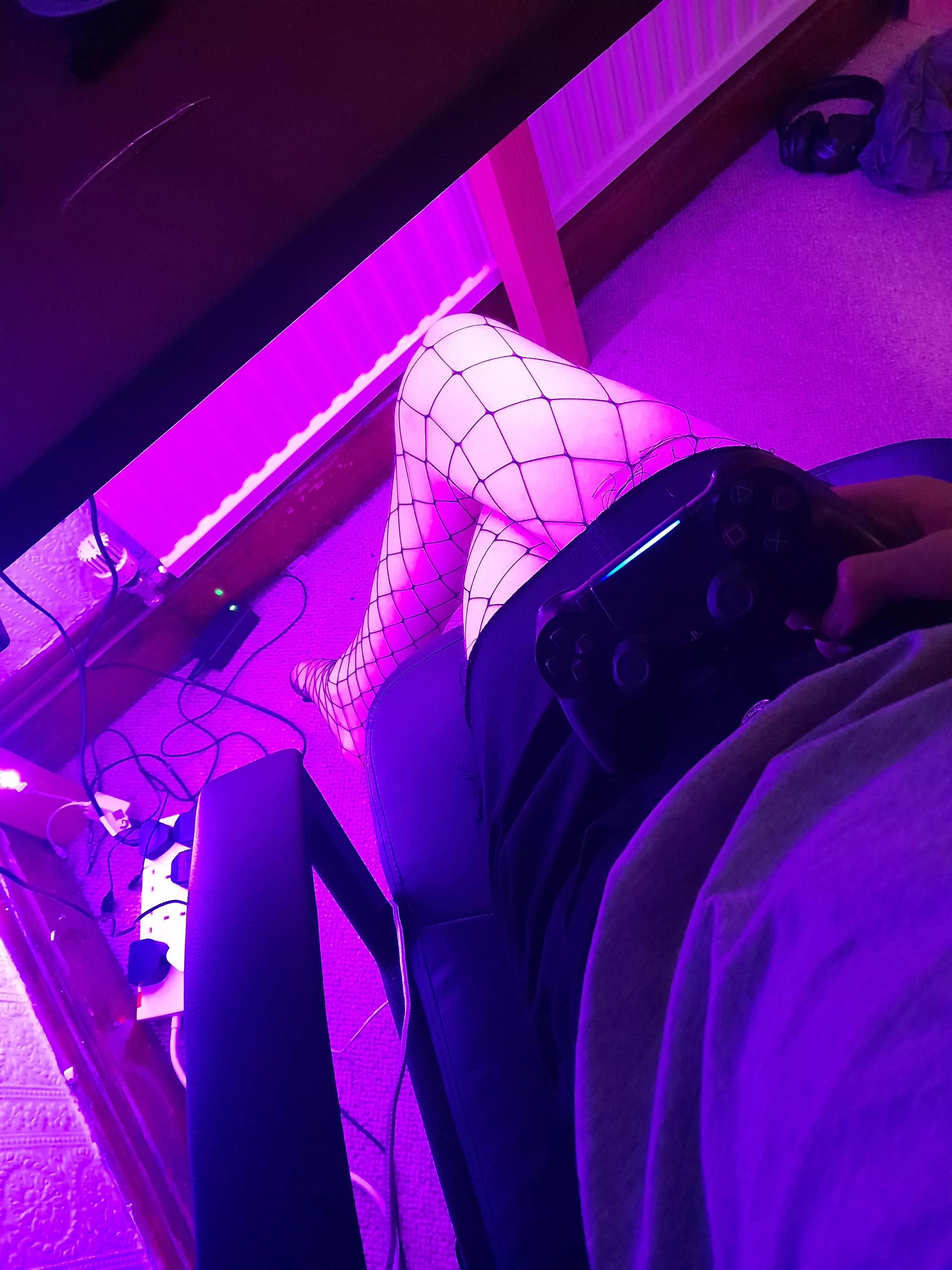 Hope you agree I'm a cute femboy gamer