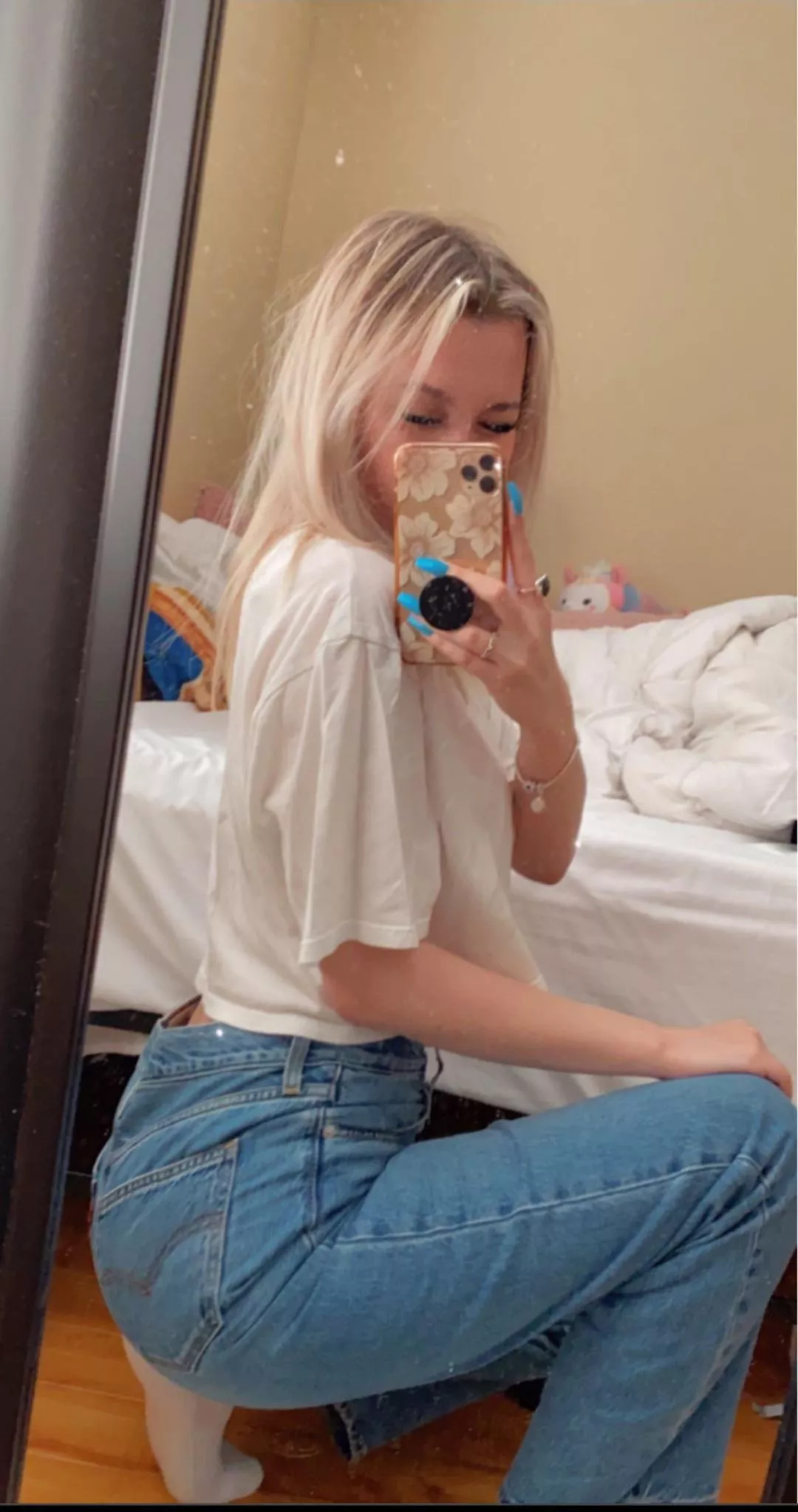 hope you like my ass in jeans (f18)