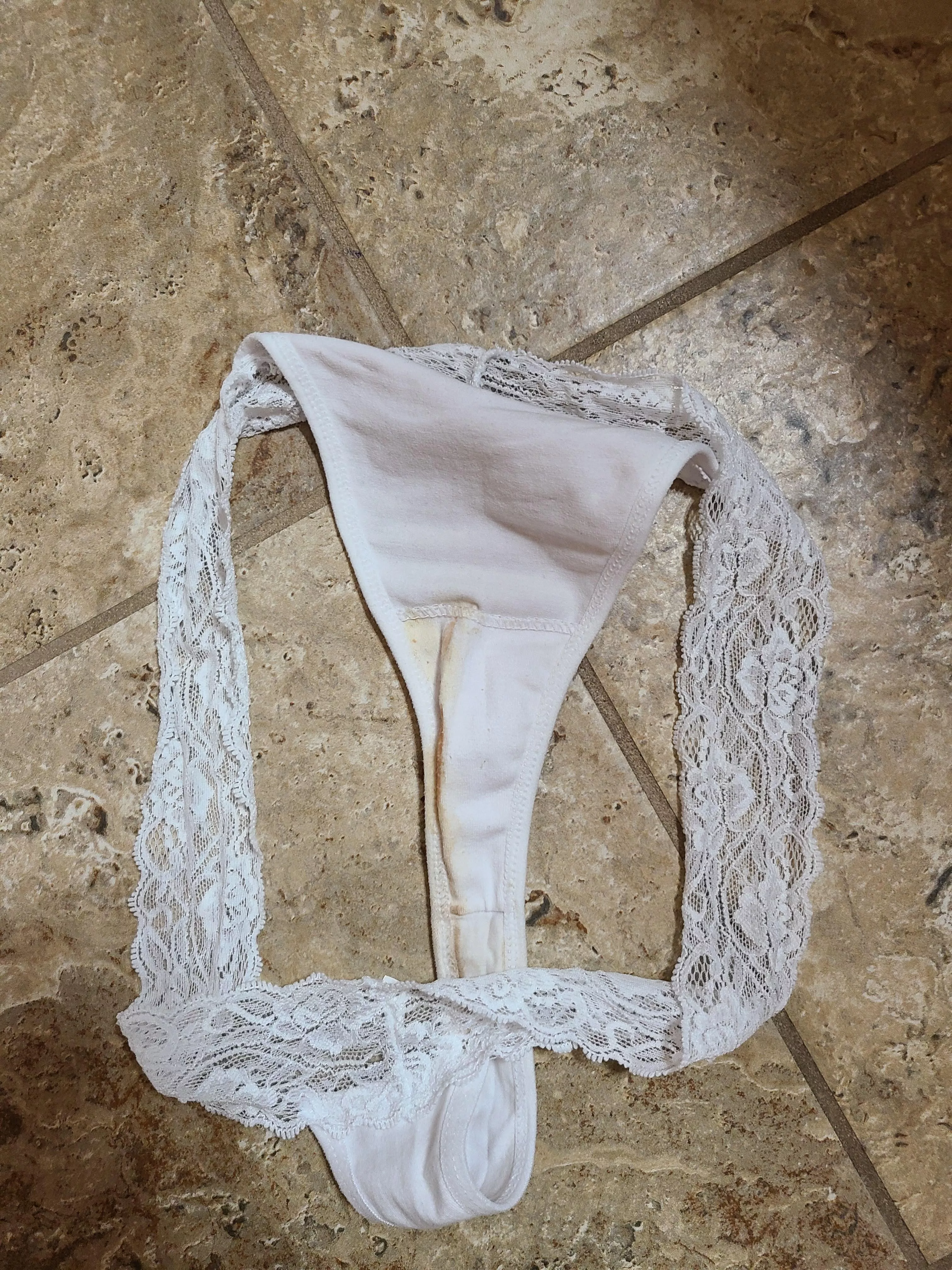 Hot wifes dirty panties!