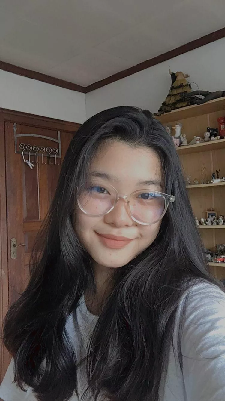 How do I look with glasses? (Chinese x Filipina)