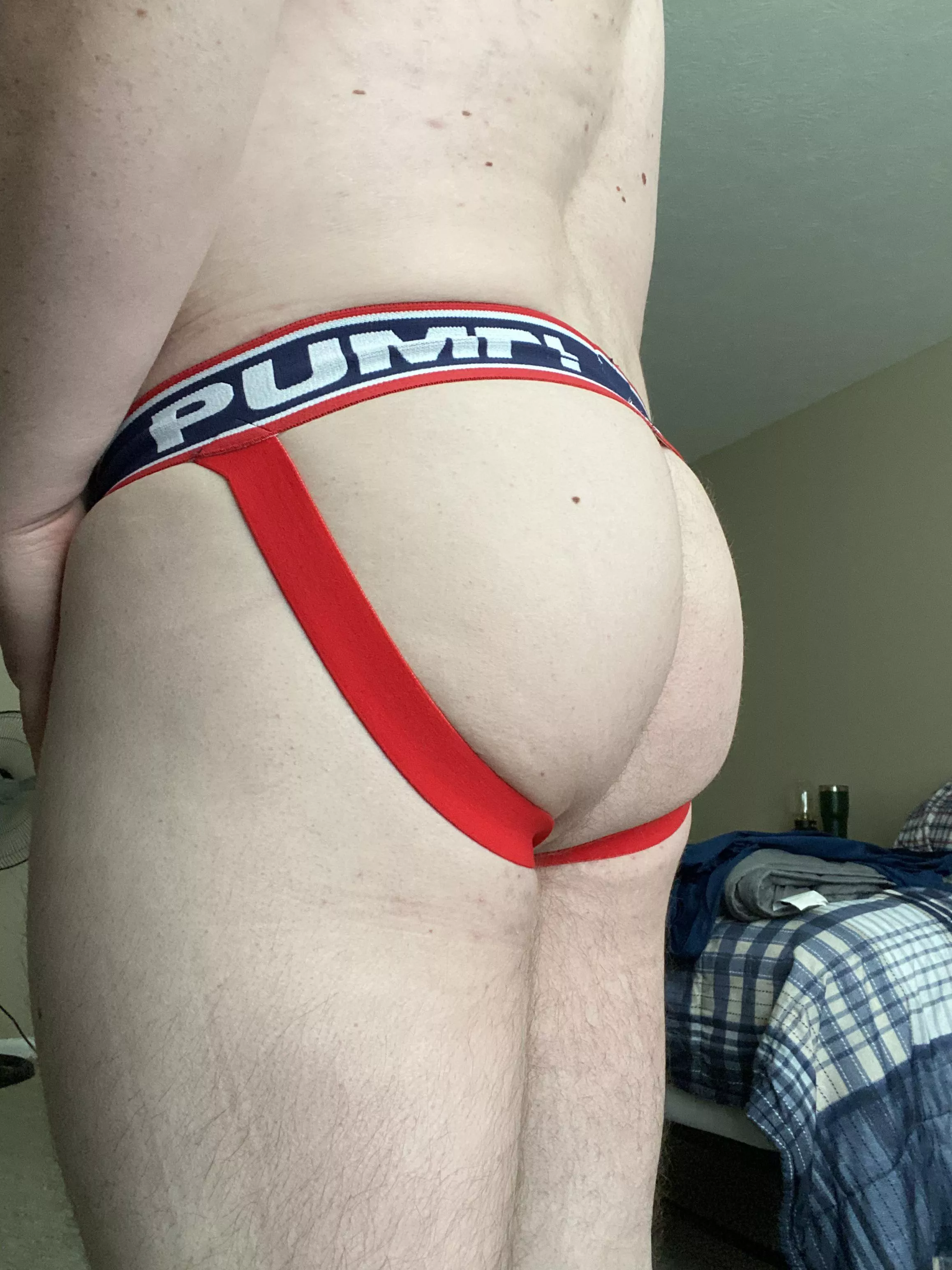 How does my ass look? ðŸ˜œ