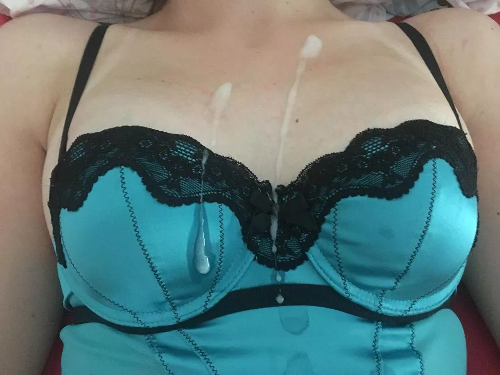 How else loves cum on lingerie?